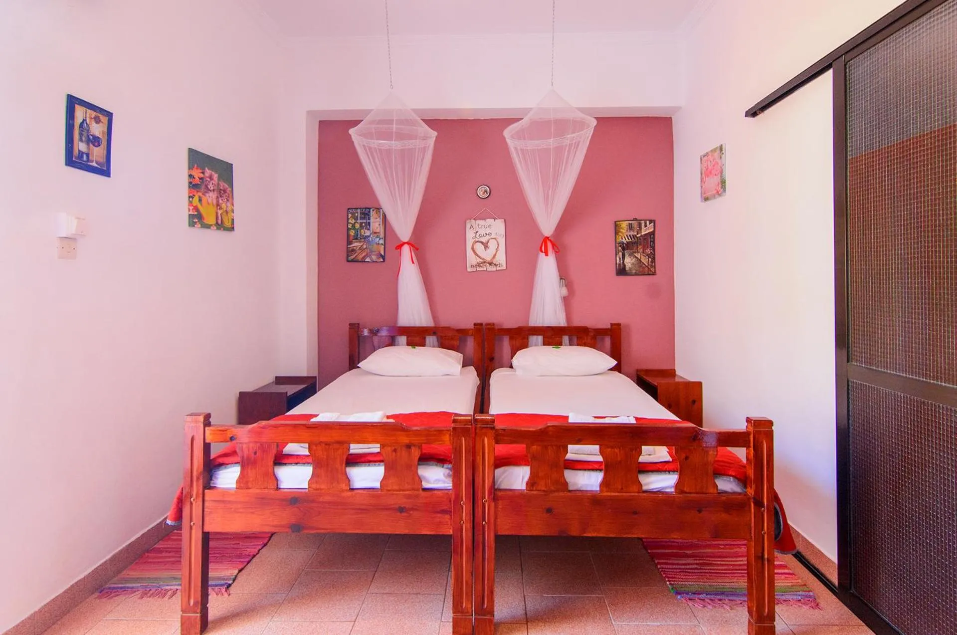 Bedroom, Bed in Savas Rooms