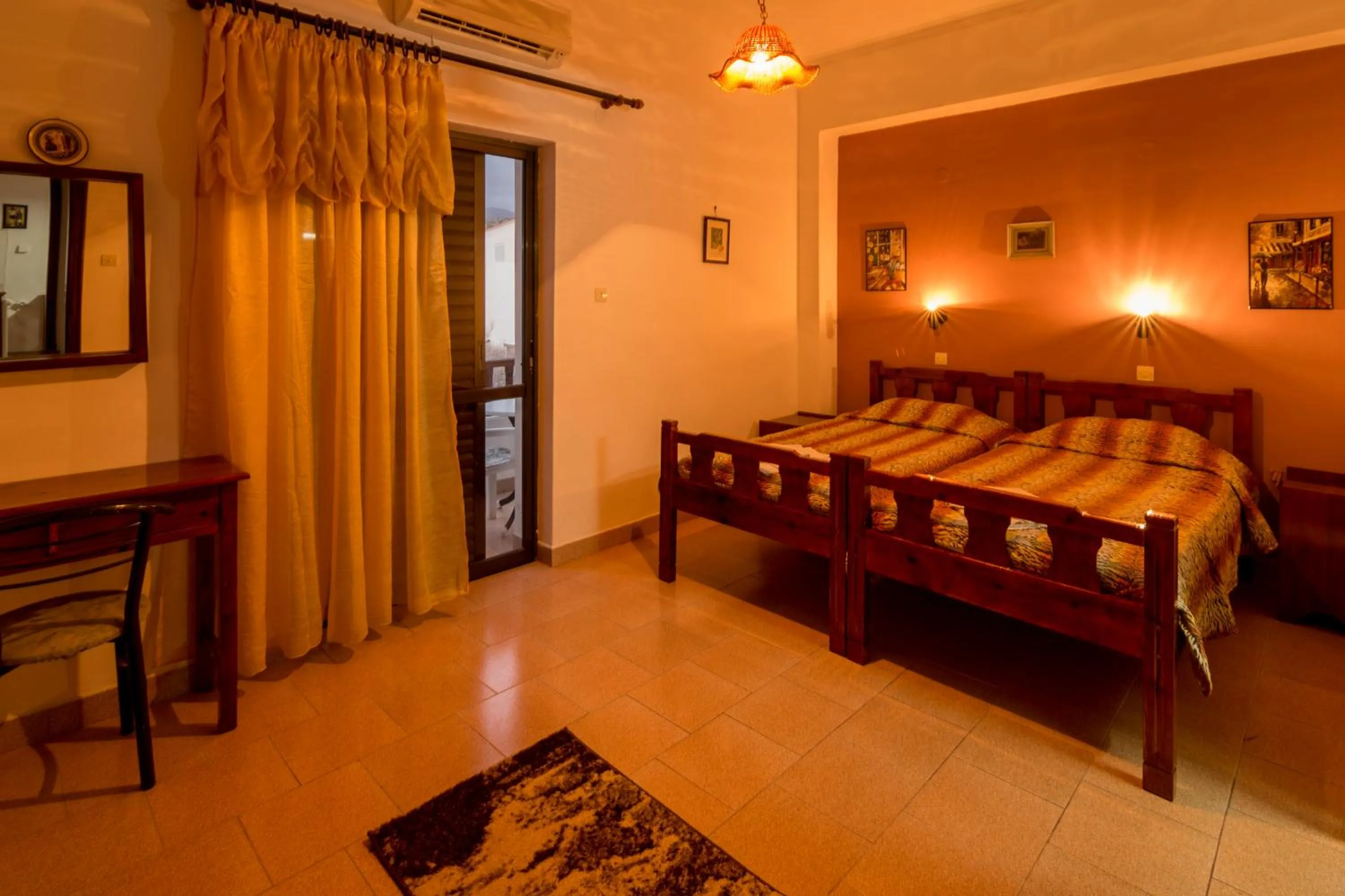Bathroom, Bed in Savas Rooms