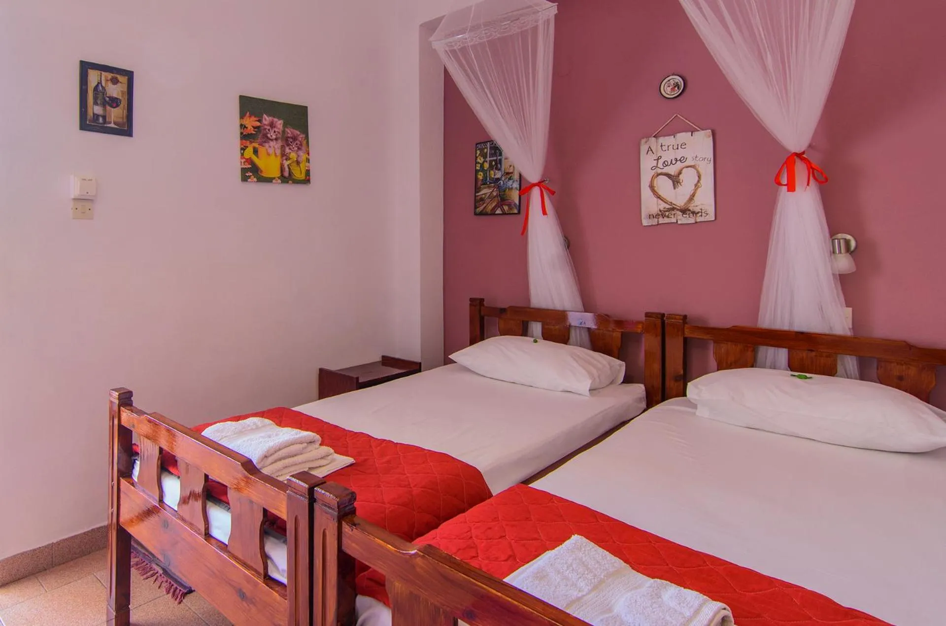 Bedroom, Bed in Savas Rooms