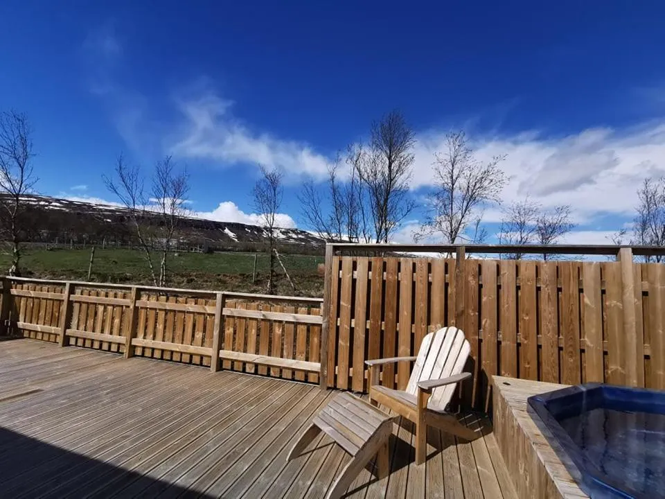 Mountain view in Hotel Kjarnalundur- Aurora Dream - Lodges and Rooms