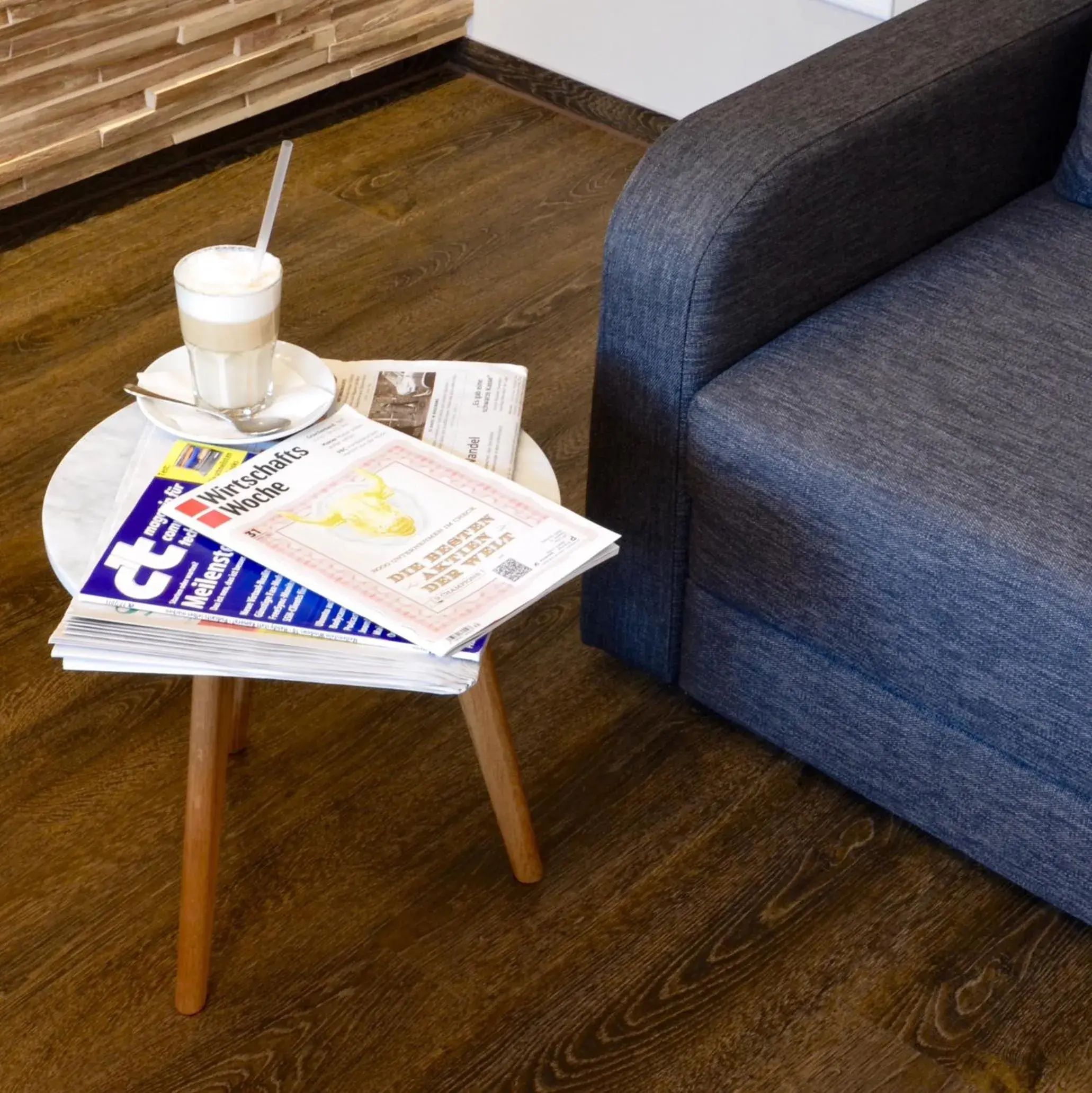 Living room in Hotel FIVE Living room in Hotel FIVE