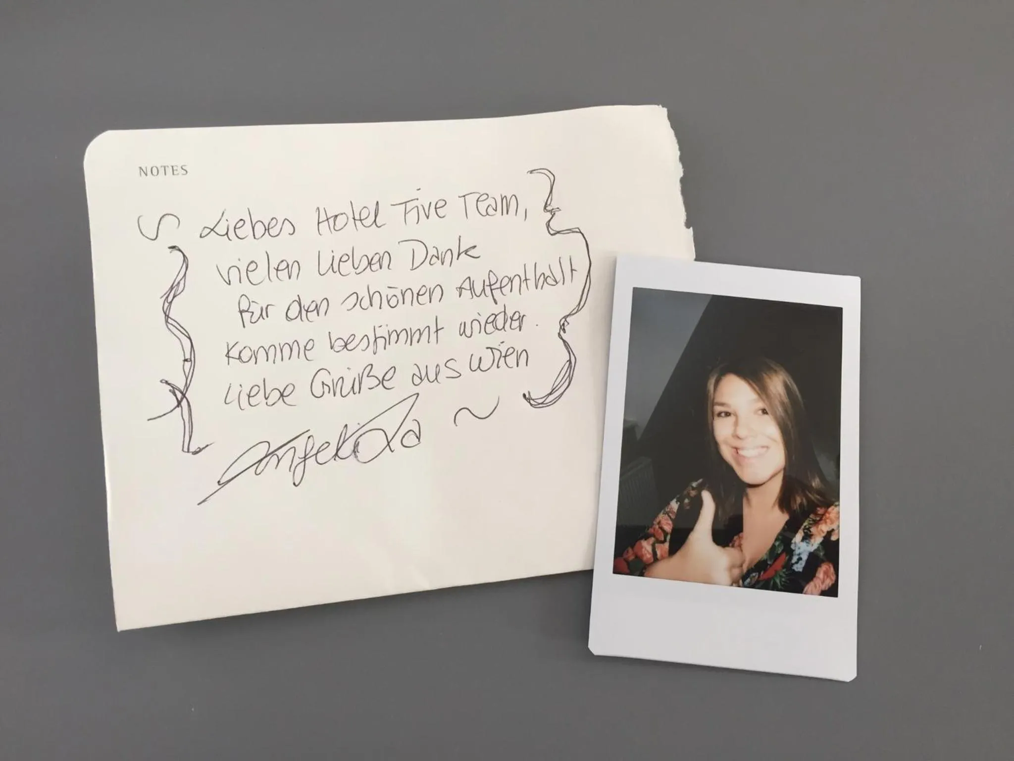 Text overlay in Hotel FIVE