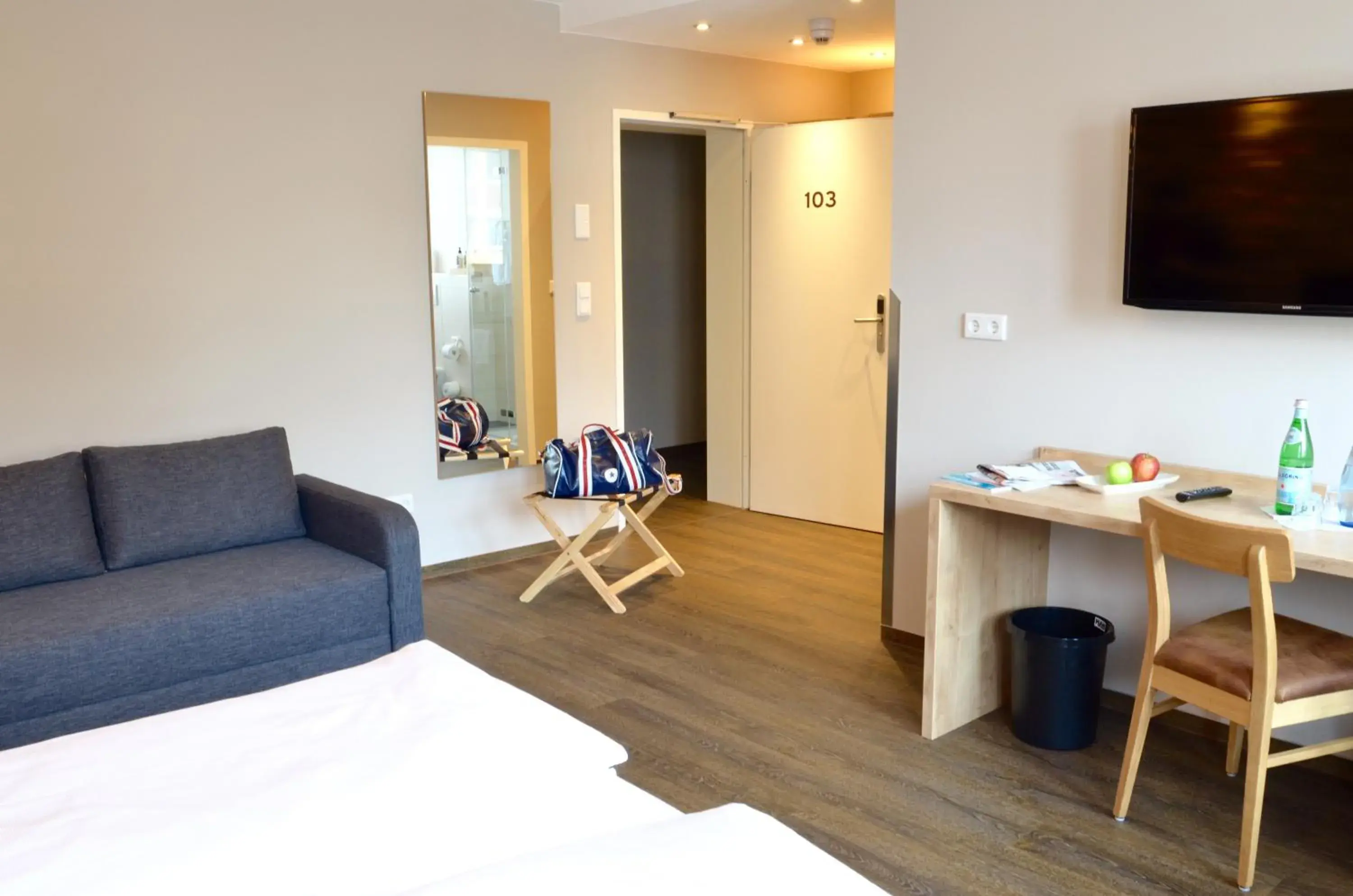 Living room, Bed in Hotel FIVE Living room, Bed in Hotel FIVE