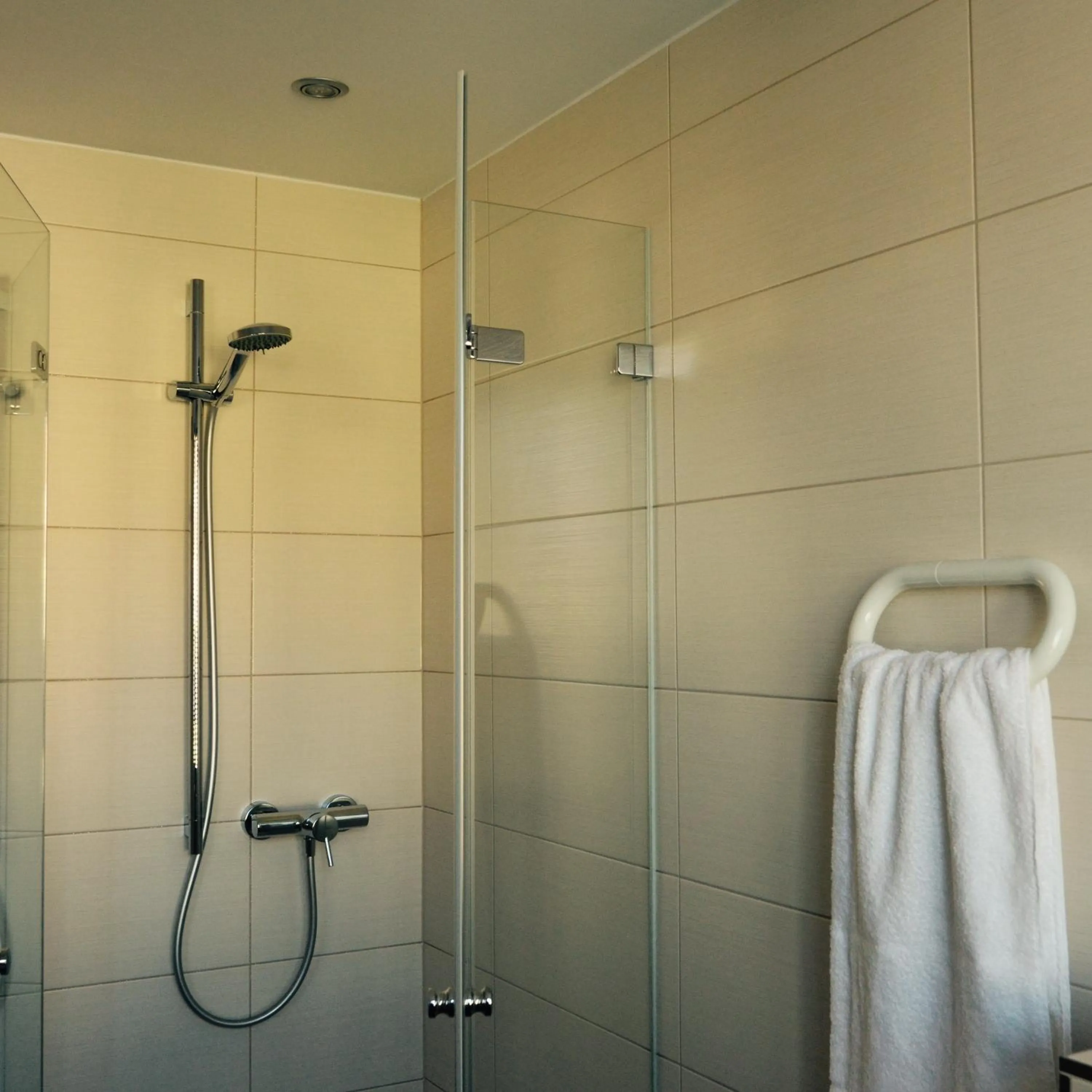 Bathroom in Hotel FIVE