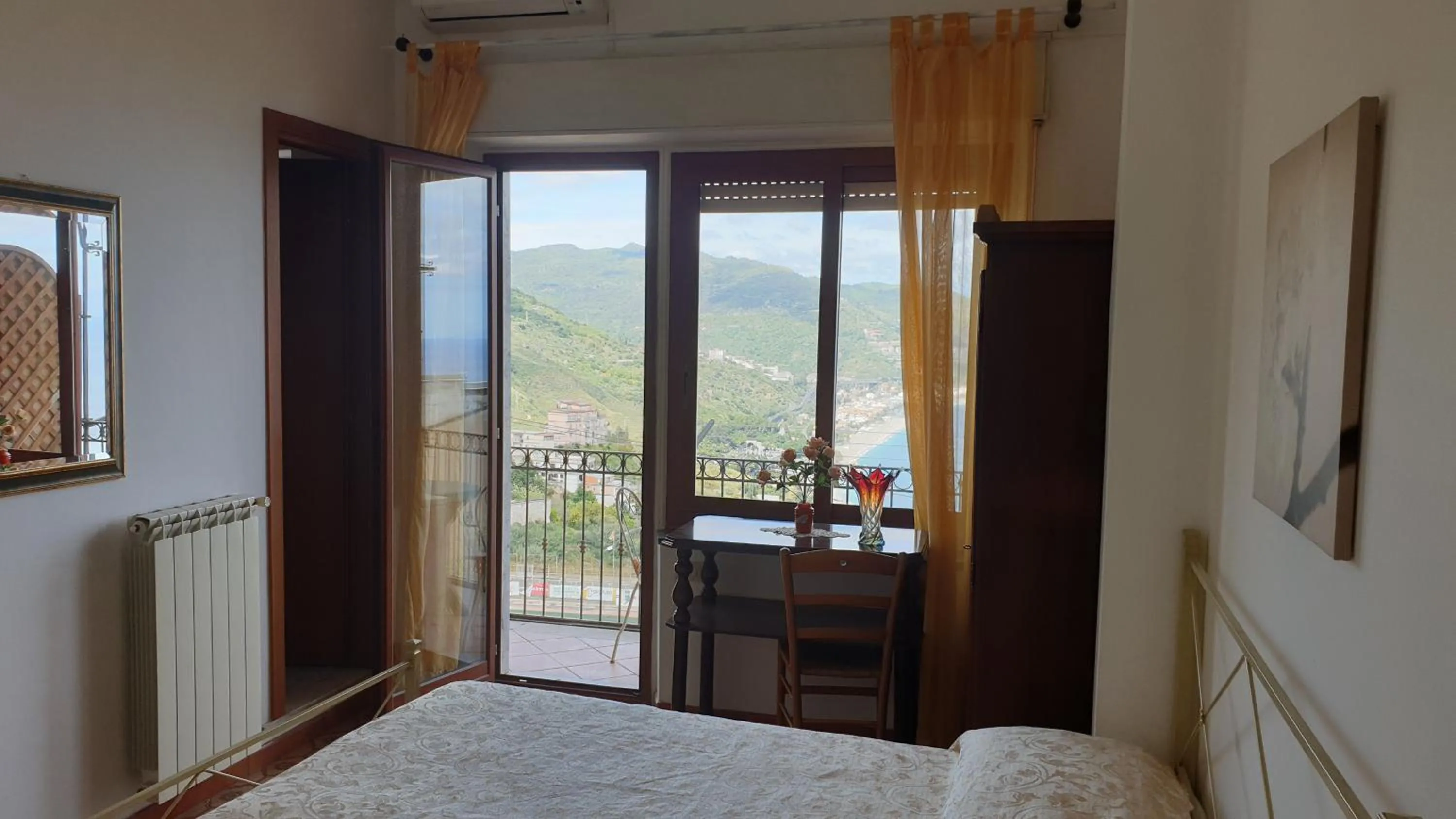 Photo of the whole room, Bed in B&B Casa Michele