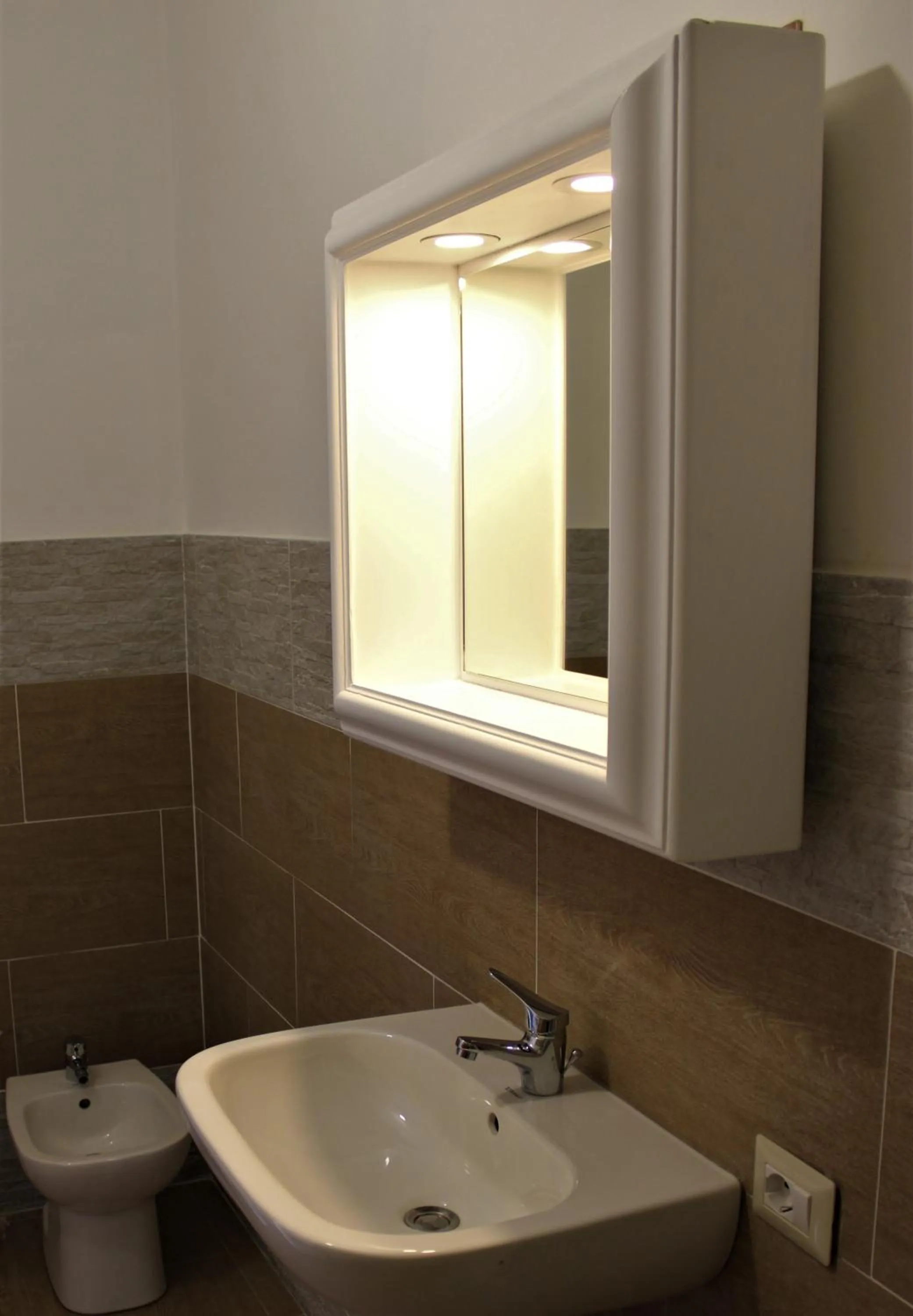 Bathroom in Il Viterbino Struttura convenzionata con impianti termali