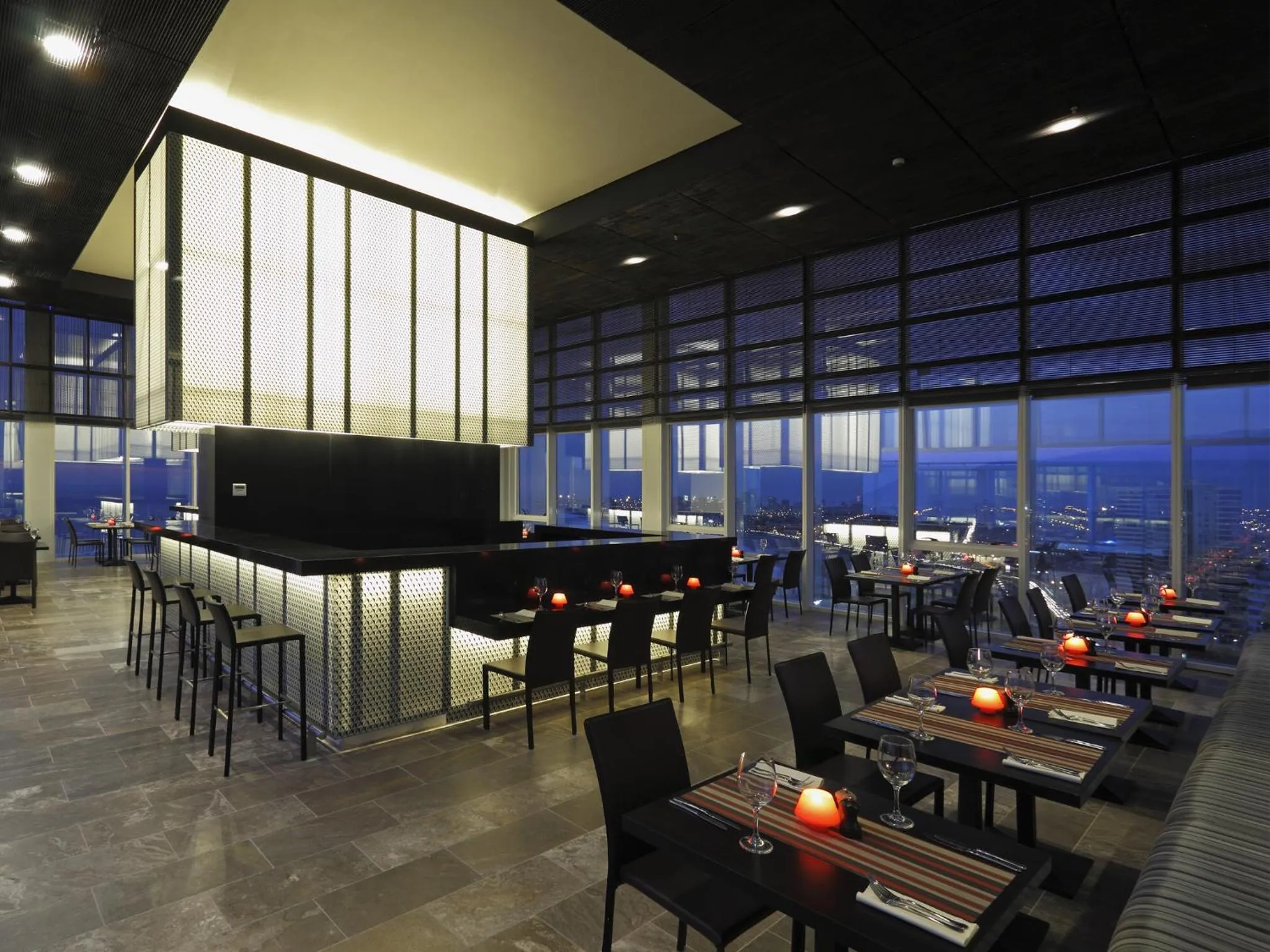 Restaurant/places to eat in Hotel Terrado Cavancha