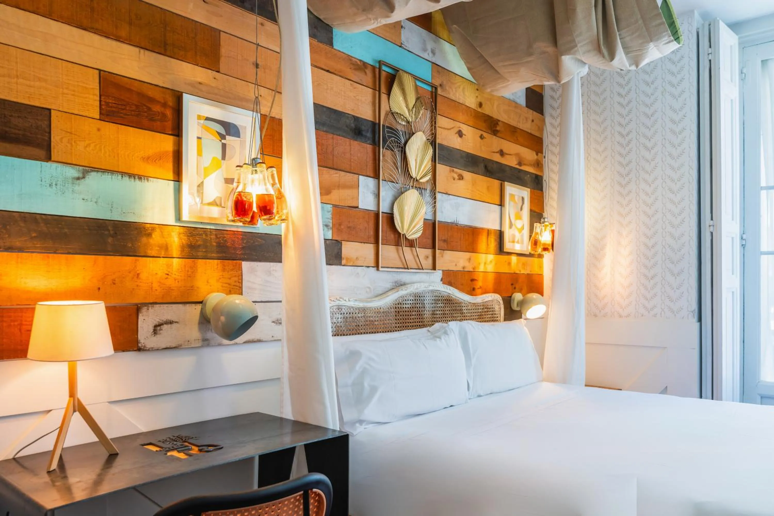 Photo of the whole room, Bed in Hotel Life Gran Via - Tropical garden