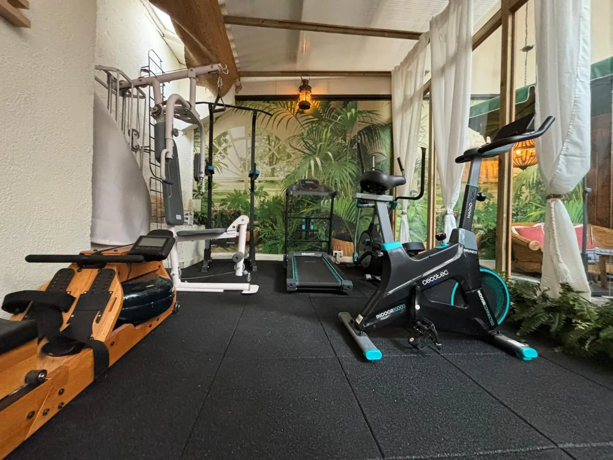 Fitness centre/facilities in Hotel Life Gran Via - Tropical garden Fitness centre/facilities in Hotel Life Gran Via - Tropical garden