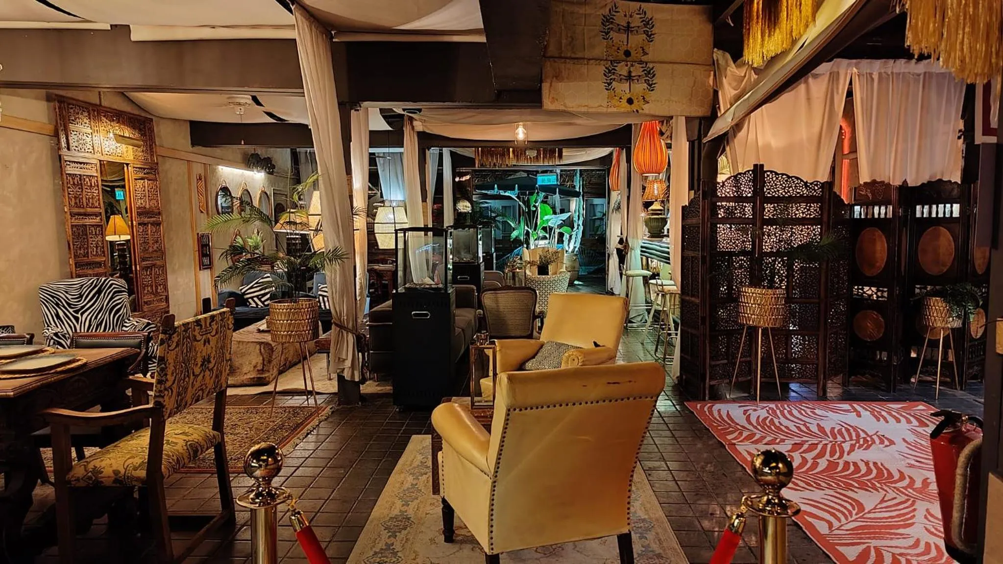 Nightclub / DJ in Hotel Life Gran Via - Tropical garden