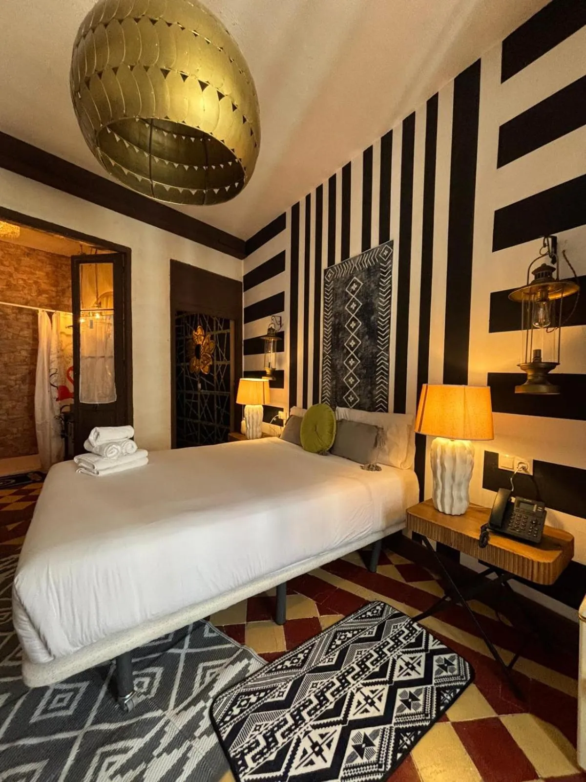 Photo of the whole room, Bed in Hotel Life Gran Via - Tropical garden