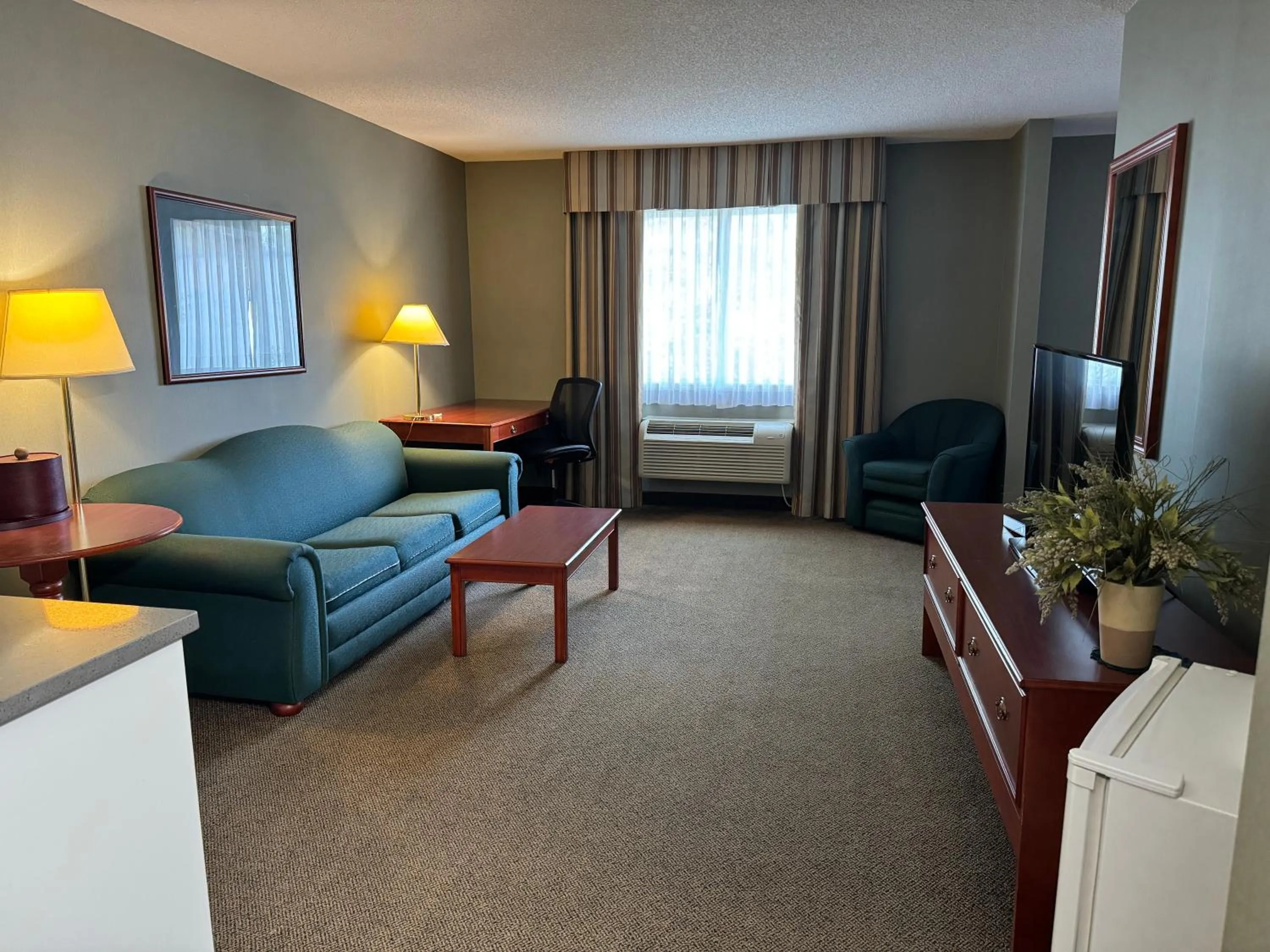 Bed in Days Inn by Wyndham Whitecourt