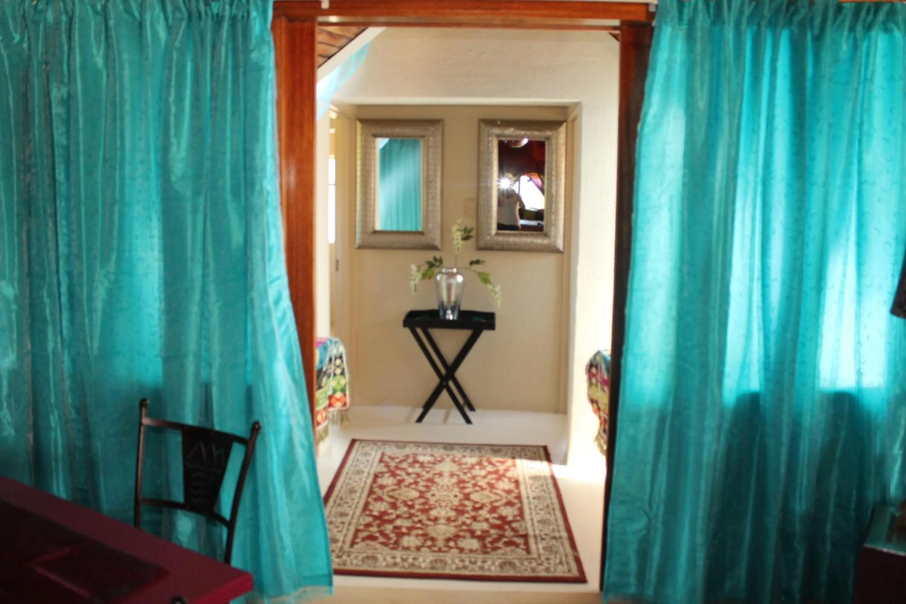 Bathroom in Pyramids Motel