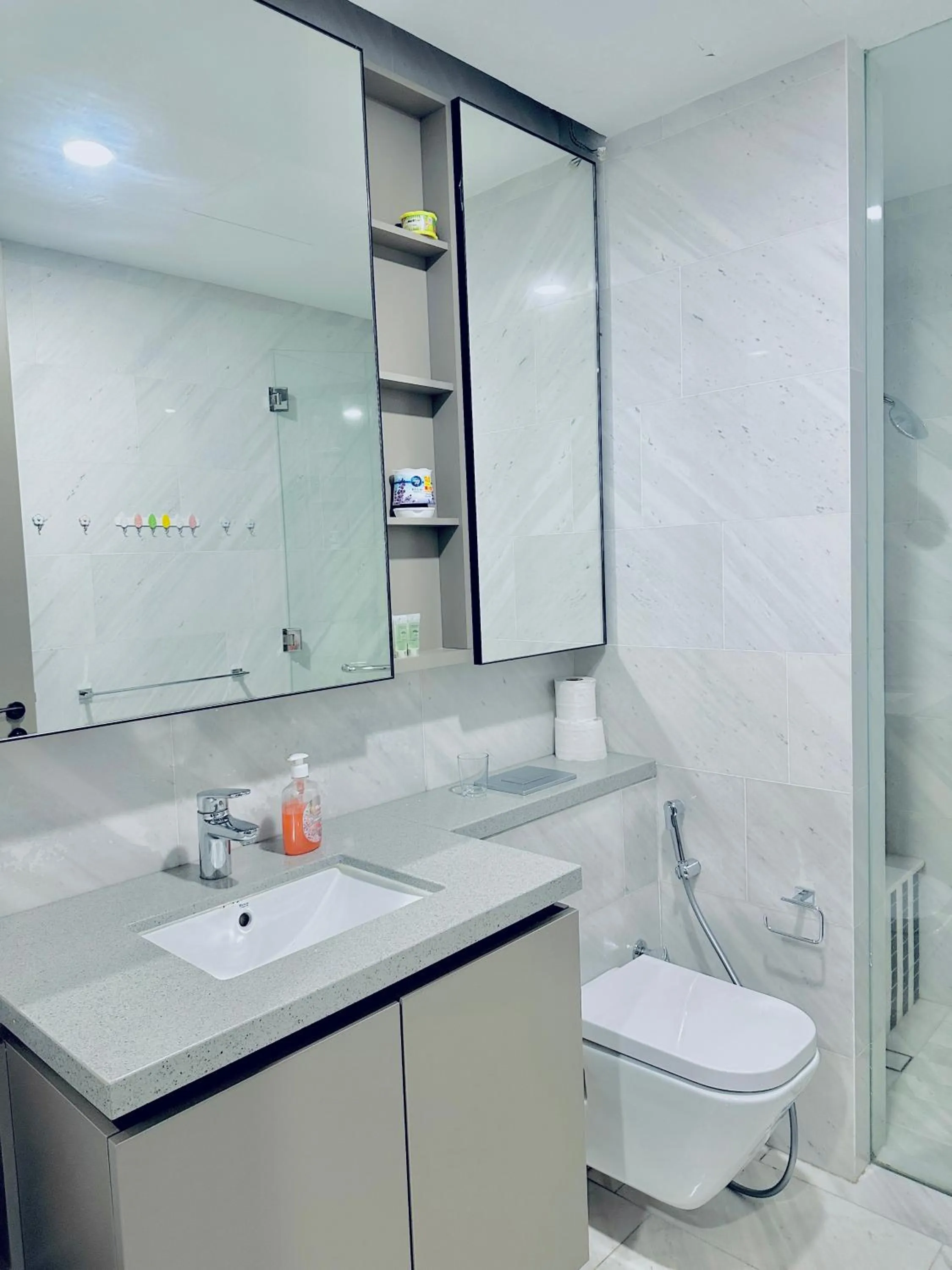 Shower in Eaton Residences By Luna