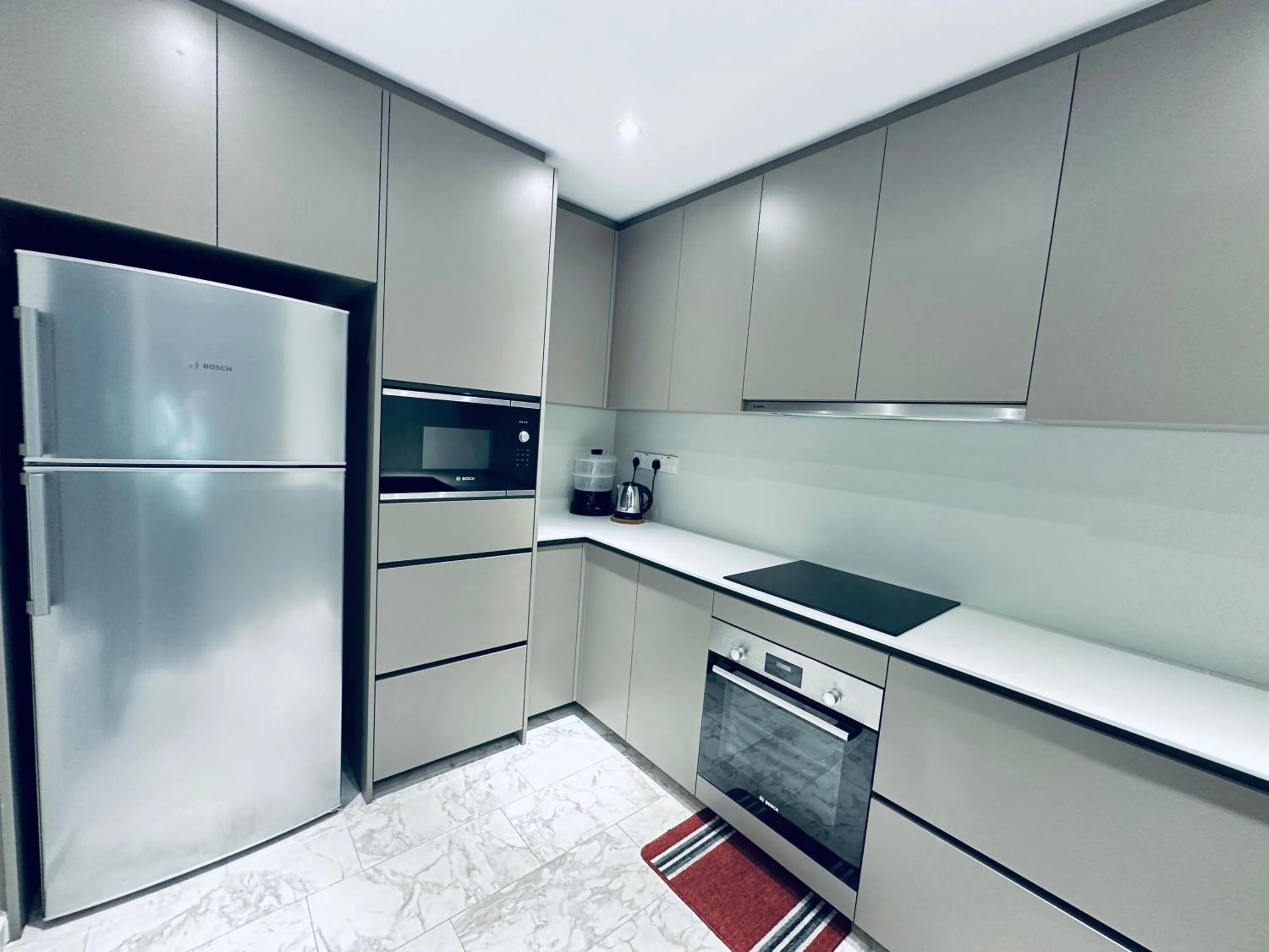 Kitchen or kitchenette in Eaton Residences By Luna