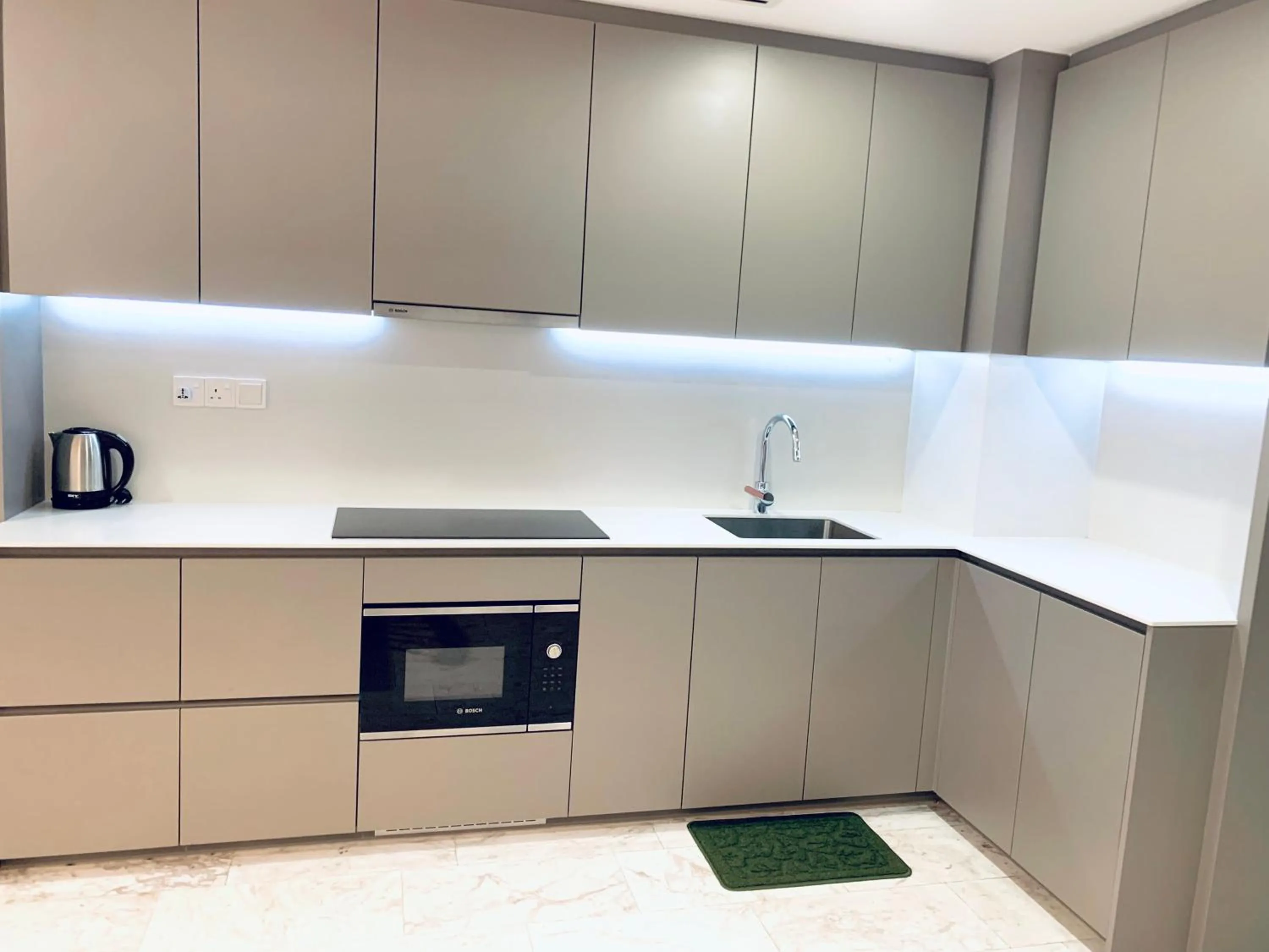 Kitchen or kitchenette in Eaton Residences By Luna