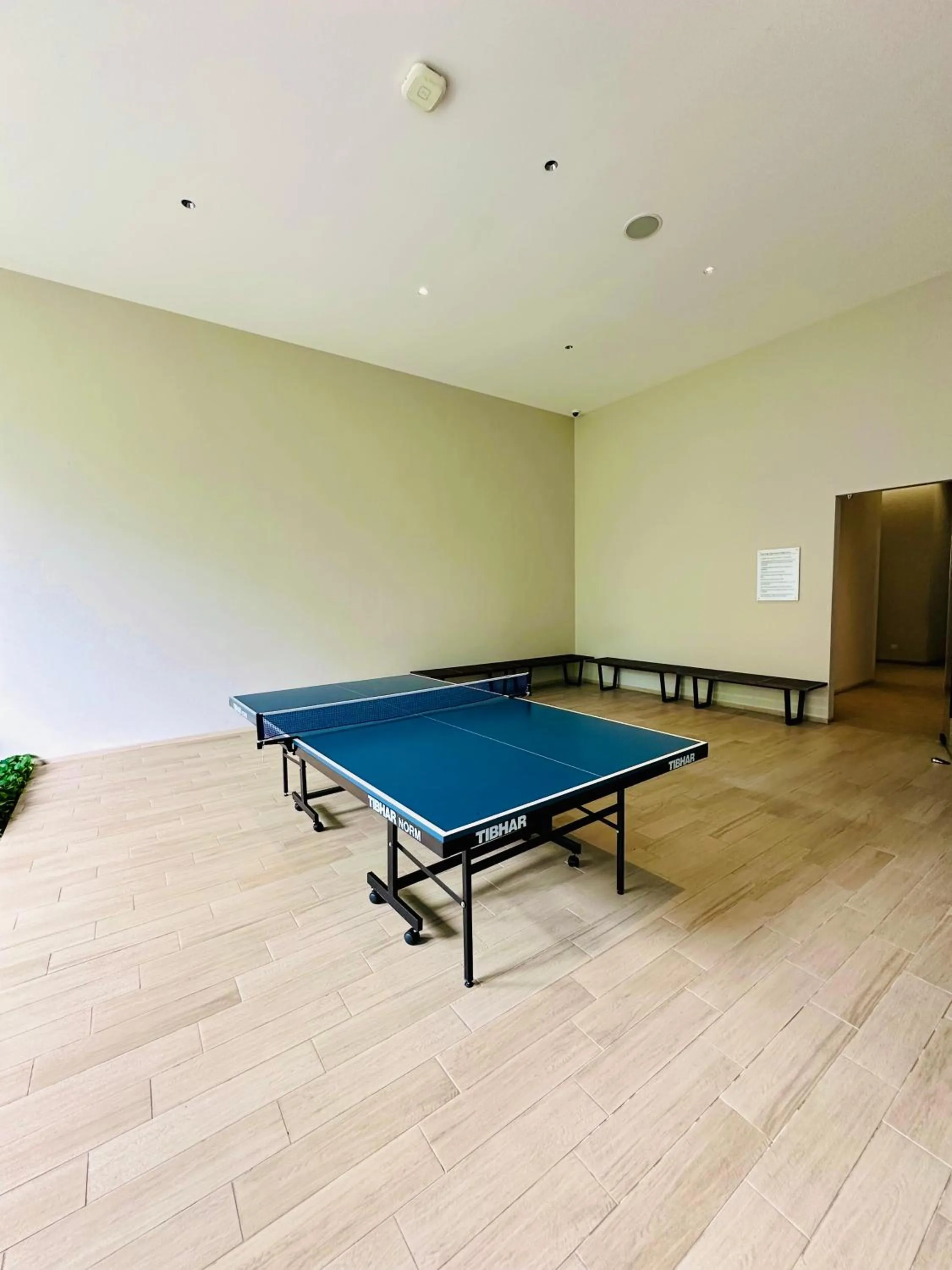 Game Room in Eaton Residences By Luna