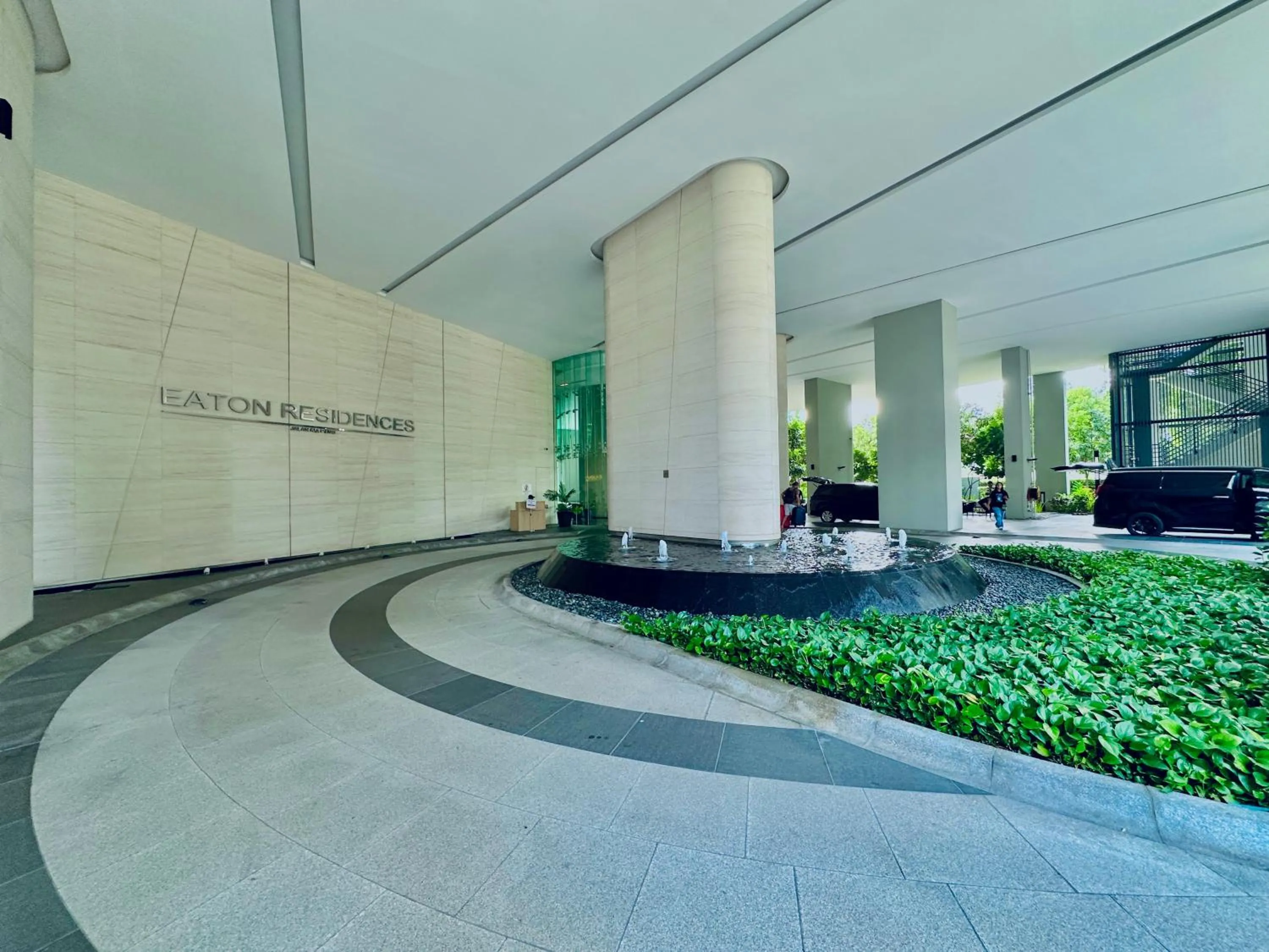 Lobby or reception in Eaton Residences By Luna