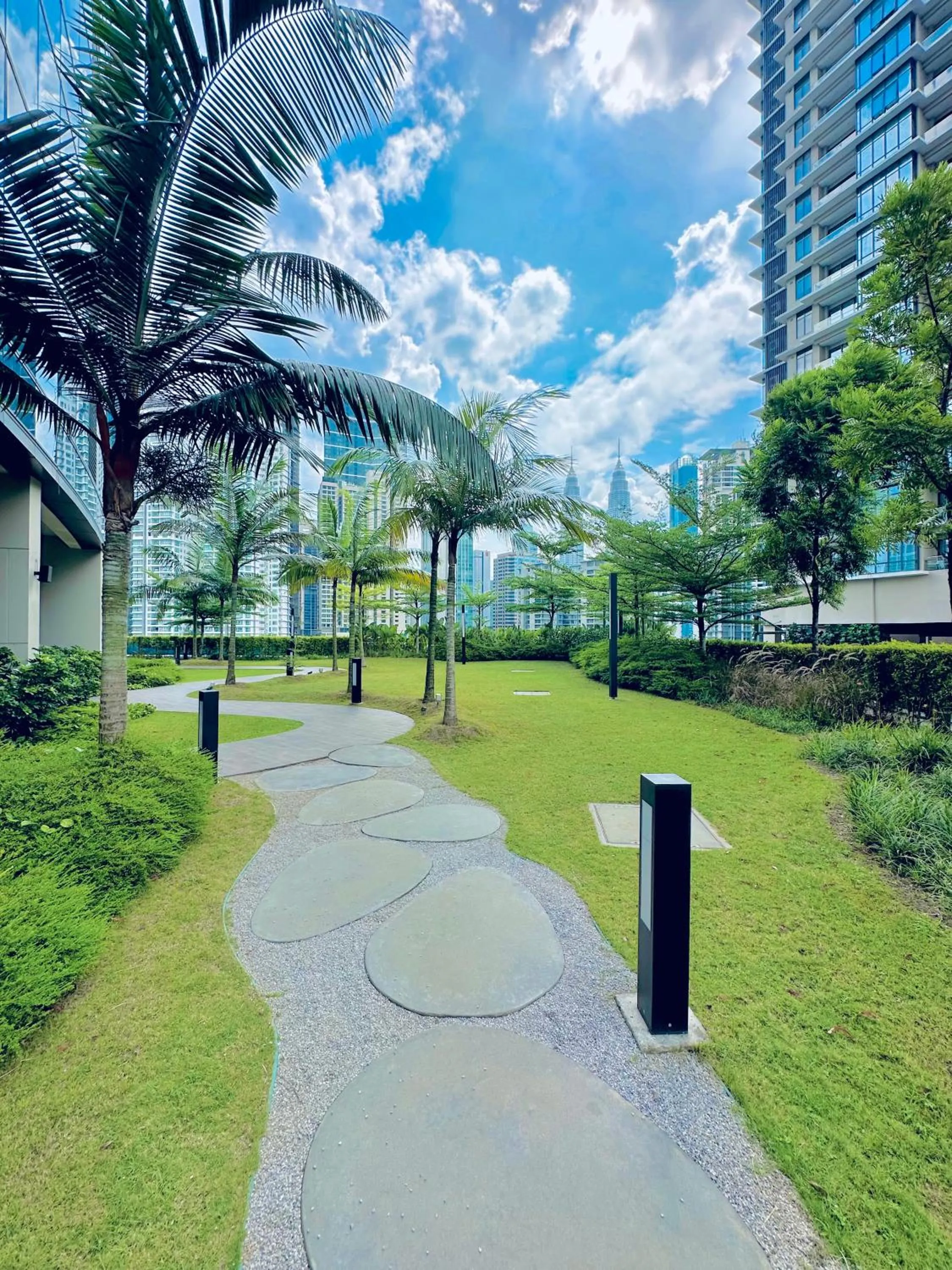 Natural landscape in Eaton Residences By Luna