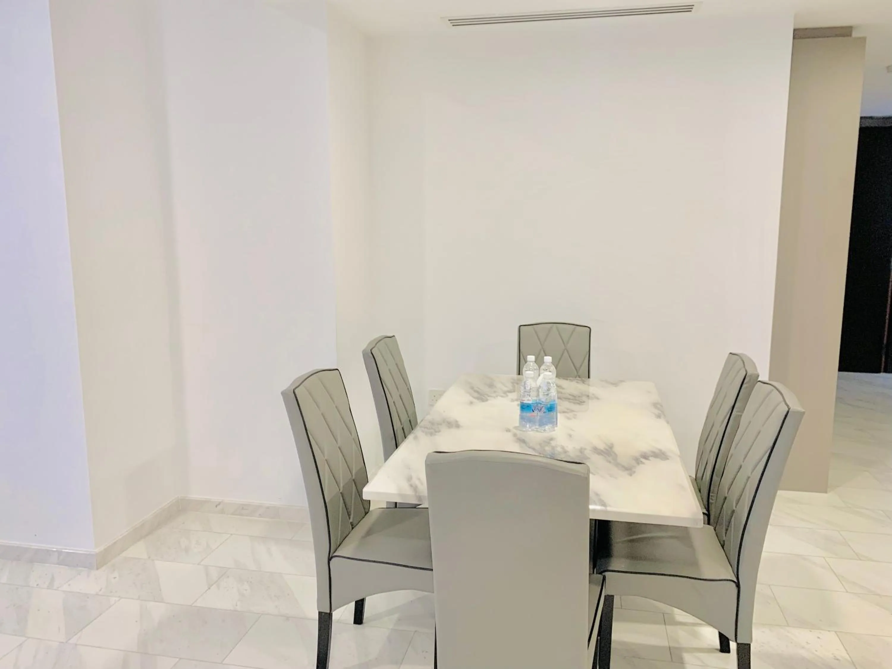 Living room in Eaton Residences By Luna