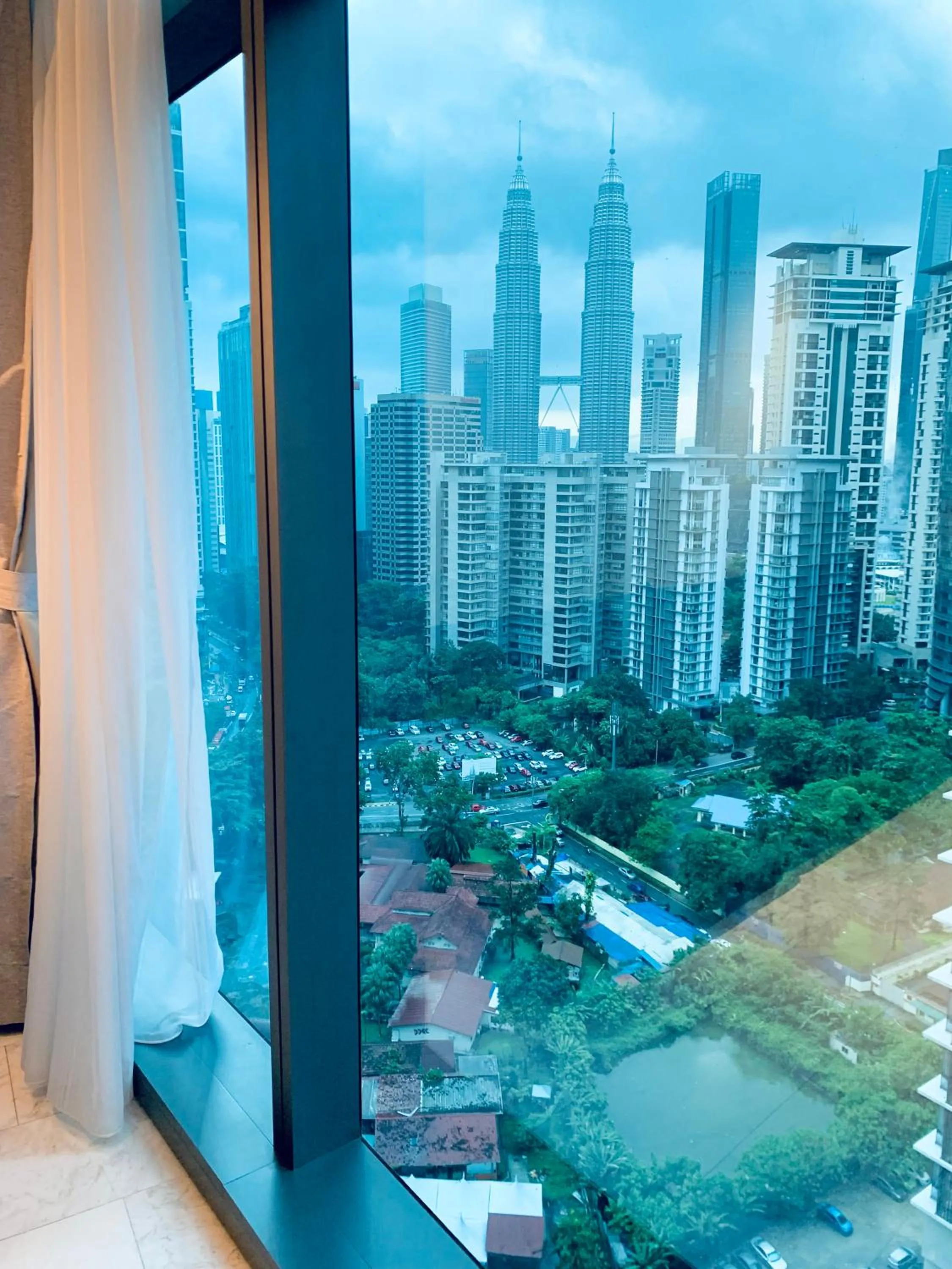 Day in Eaton Residences By Luna