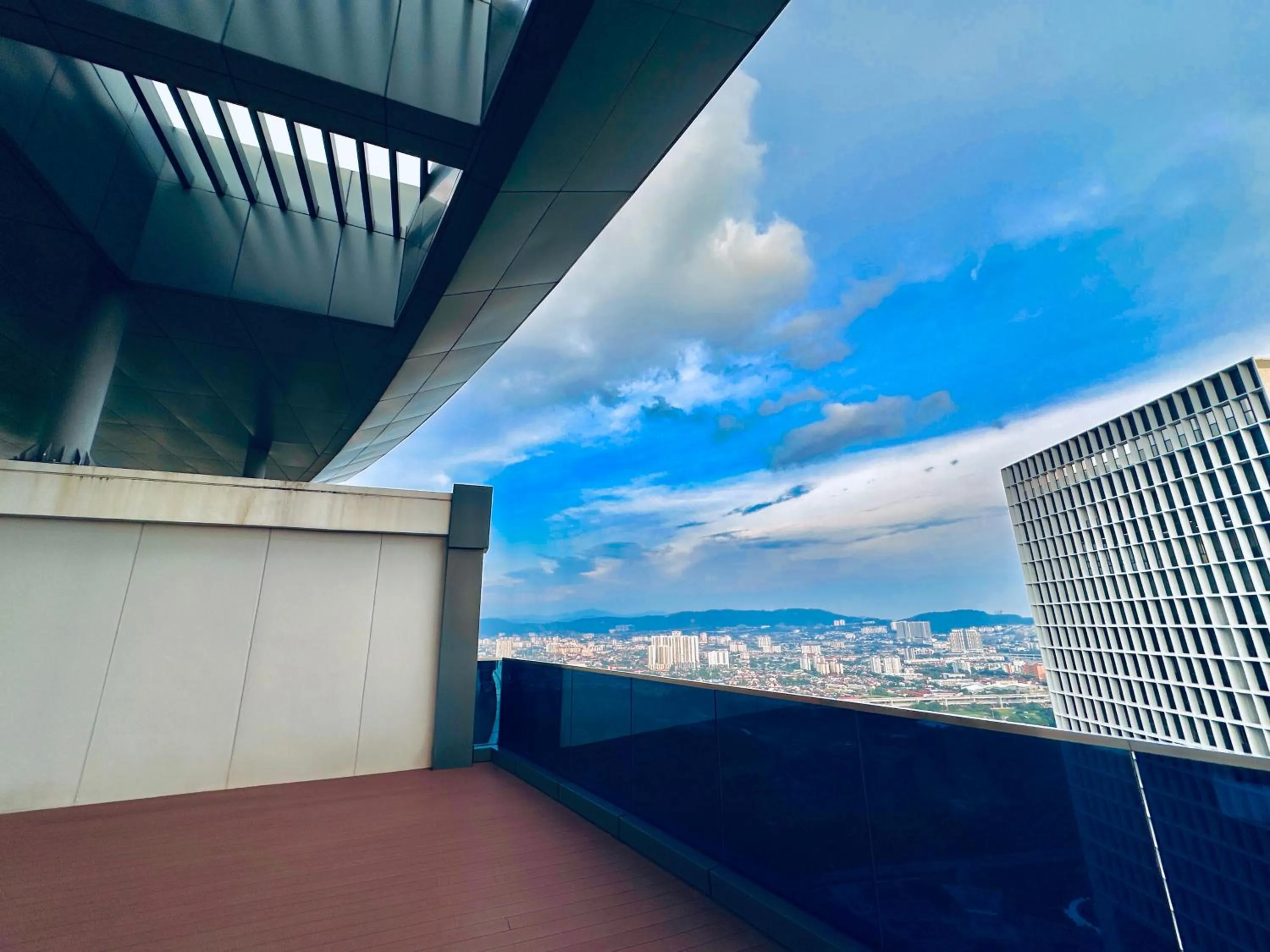 Day in Eaton Residences By Luna