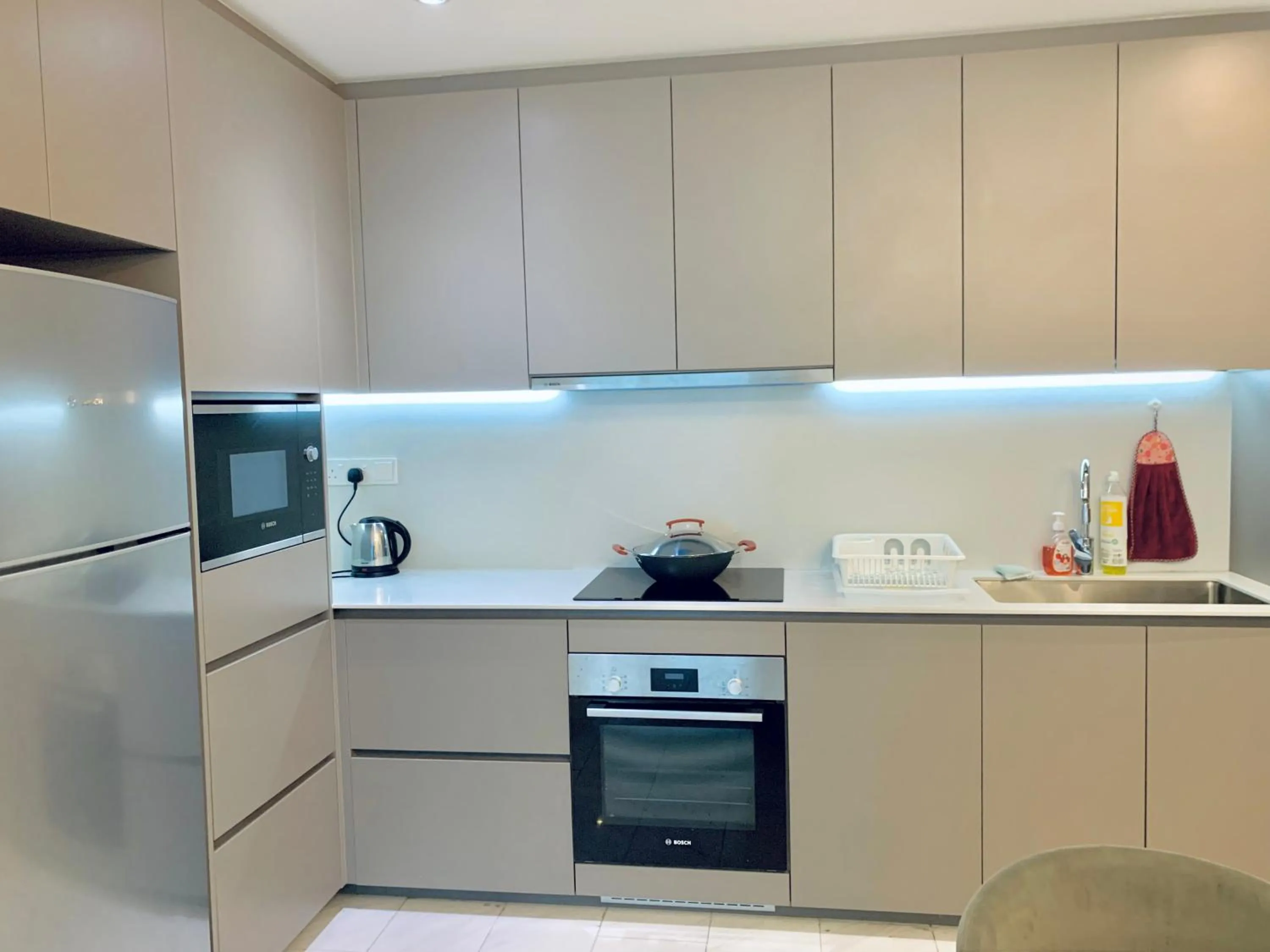 dishwasher in Eaton Residences By Luna