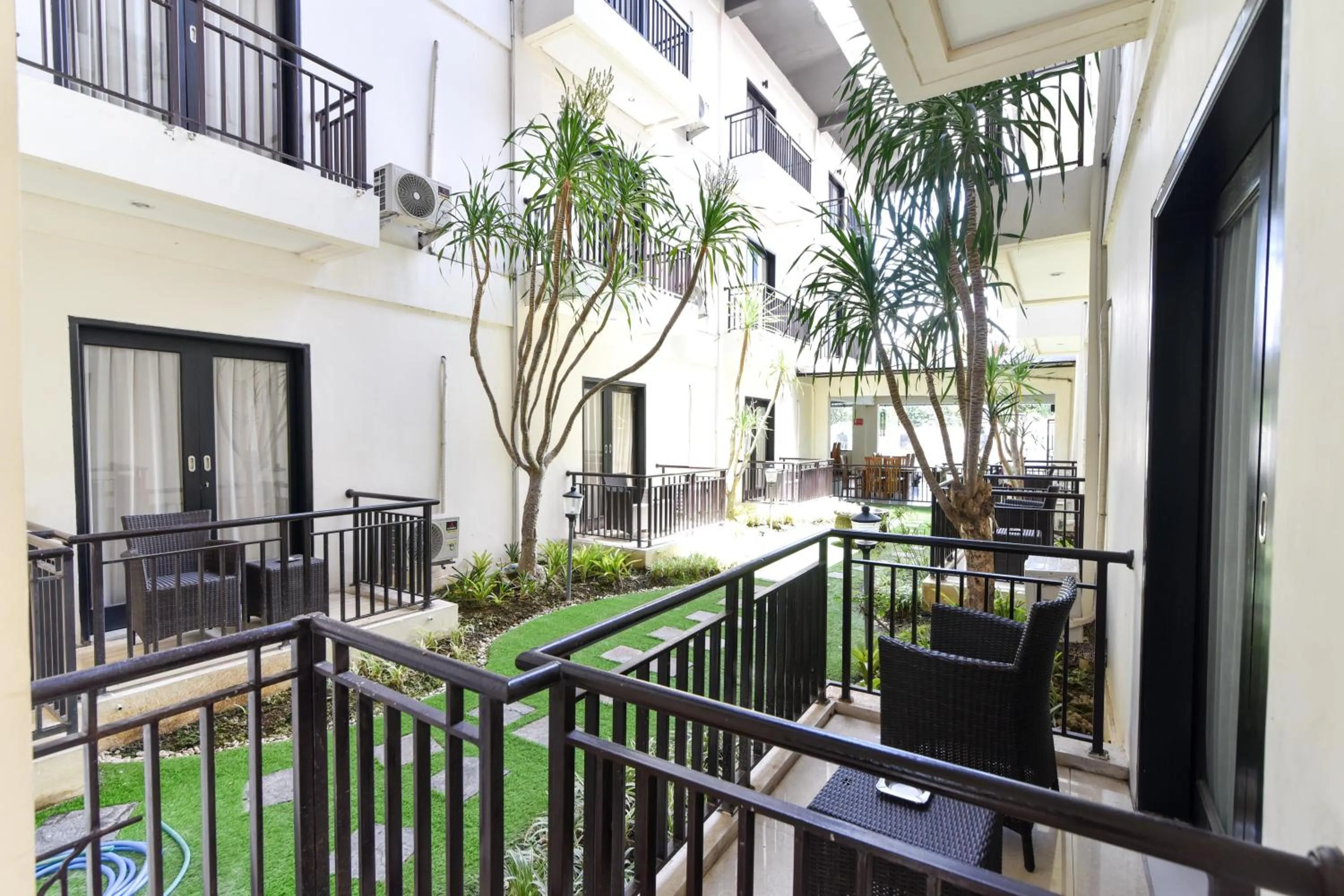 Balcony/Terrace in RedDoorz Plus near Mall Bali Galeria 2