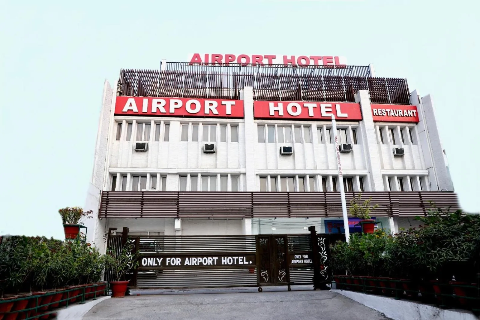 Property building in Airport Hotel