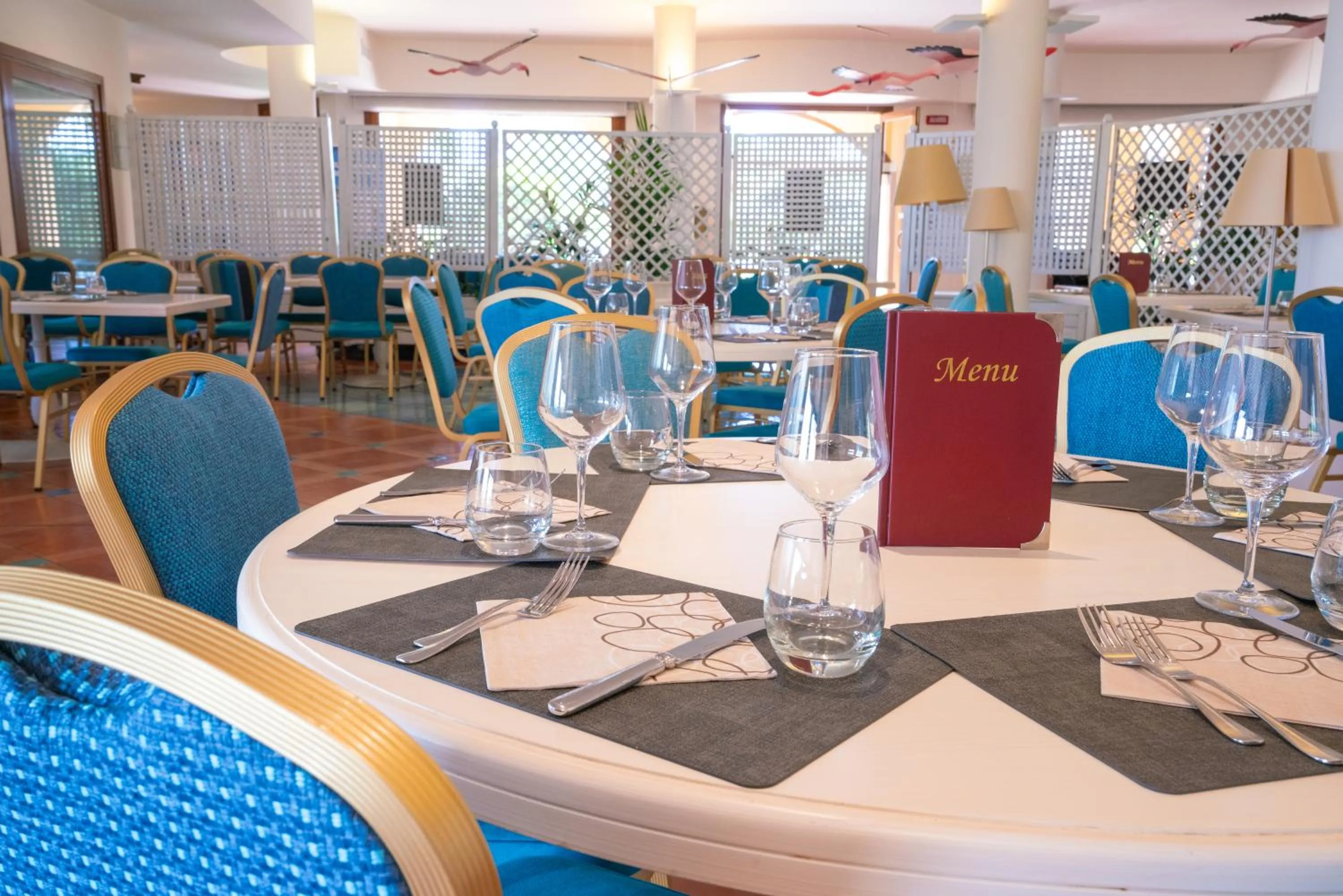 Restaurant/places to eat in Hotel Santa Gilla