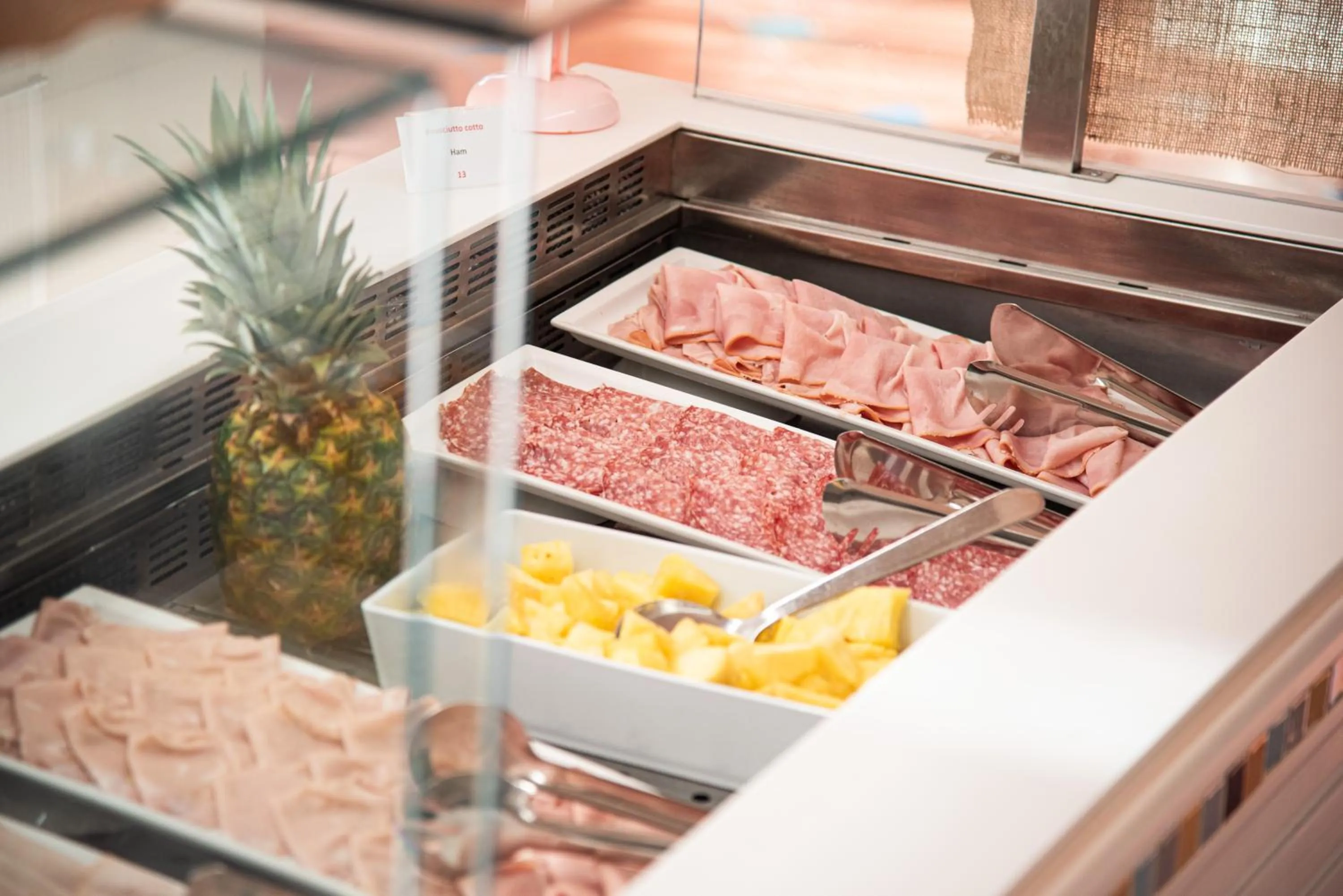 Breakfast in Hotel Santa Gilla