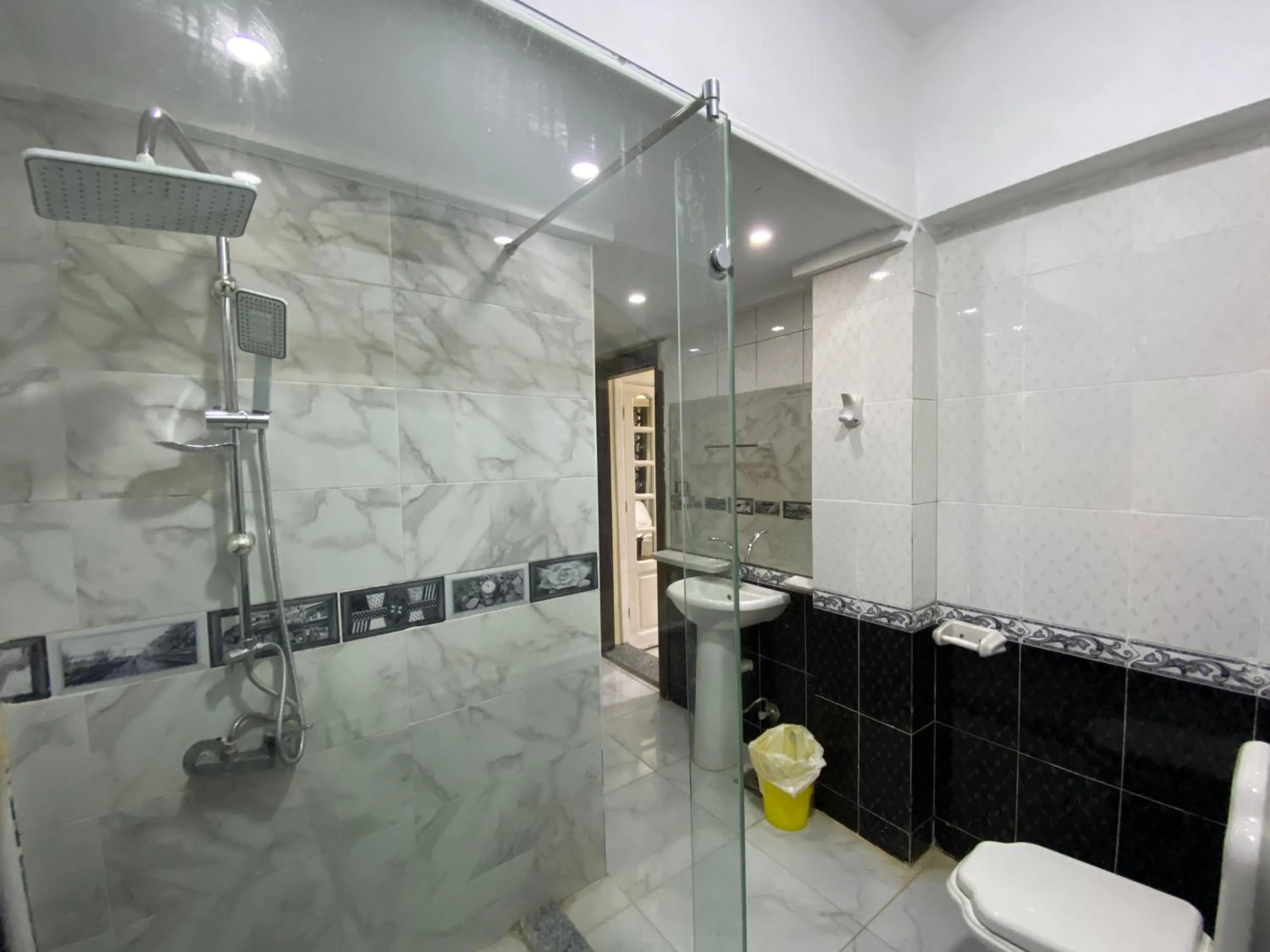 Shower in Triangle Pyramids Boutique