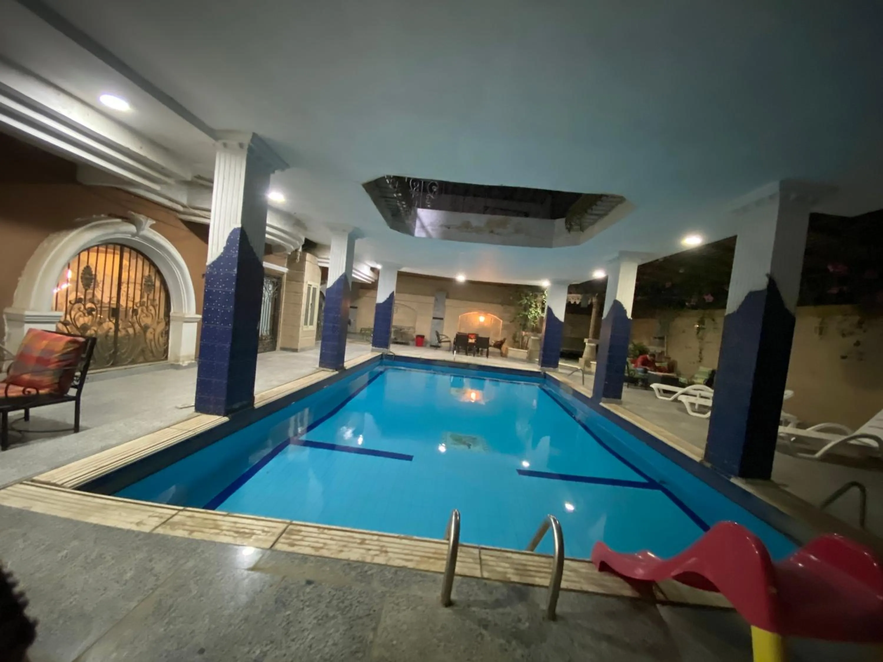 Swimming pool in Triangle Pyramids Boutique