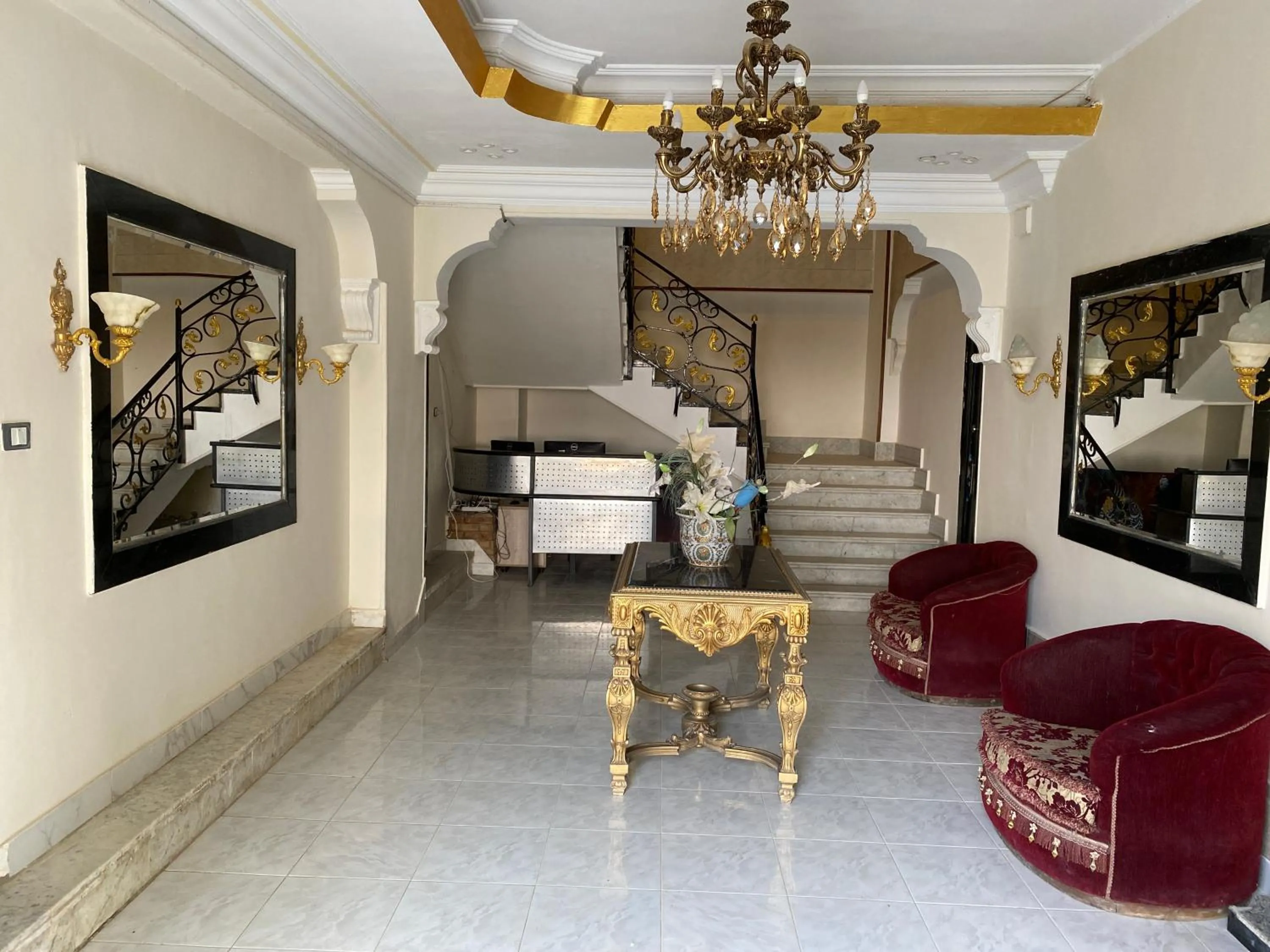 Lobby or reception in Triangle Pyramids Boutique