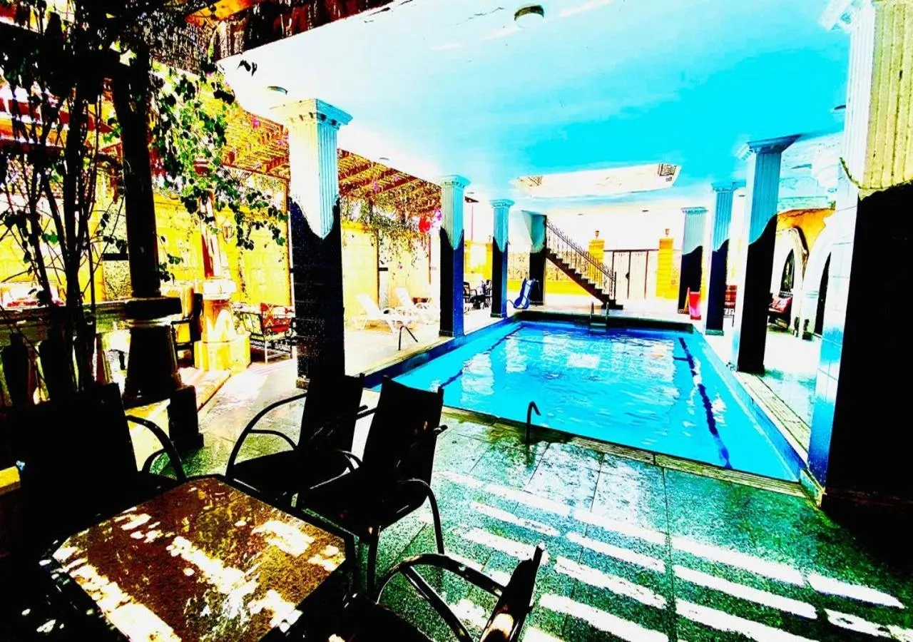 Swimming pool in Triangle Pyramids Boutique