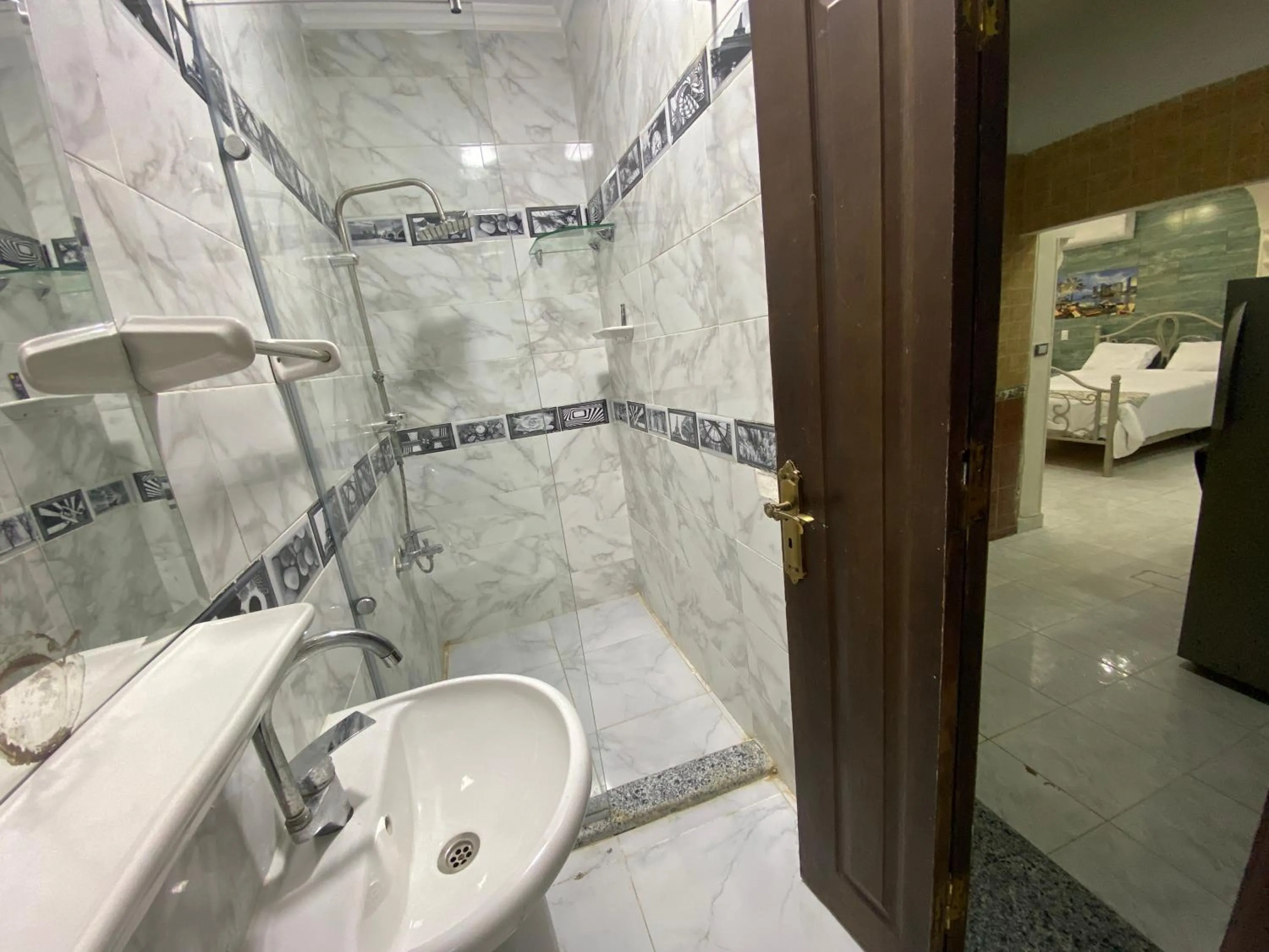 Shower in Triangle Pyramids Boutique