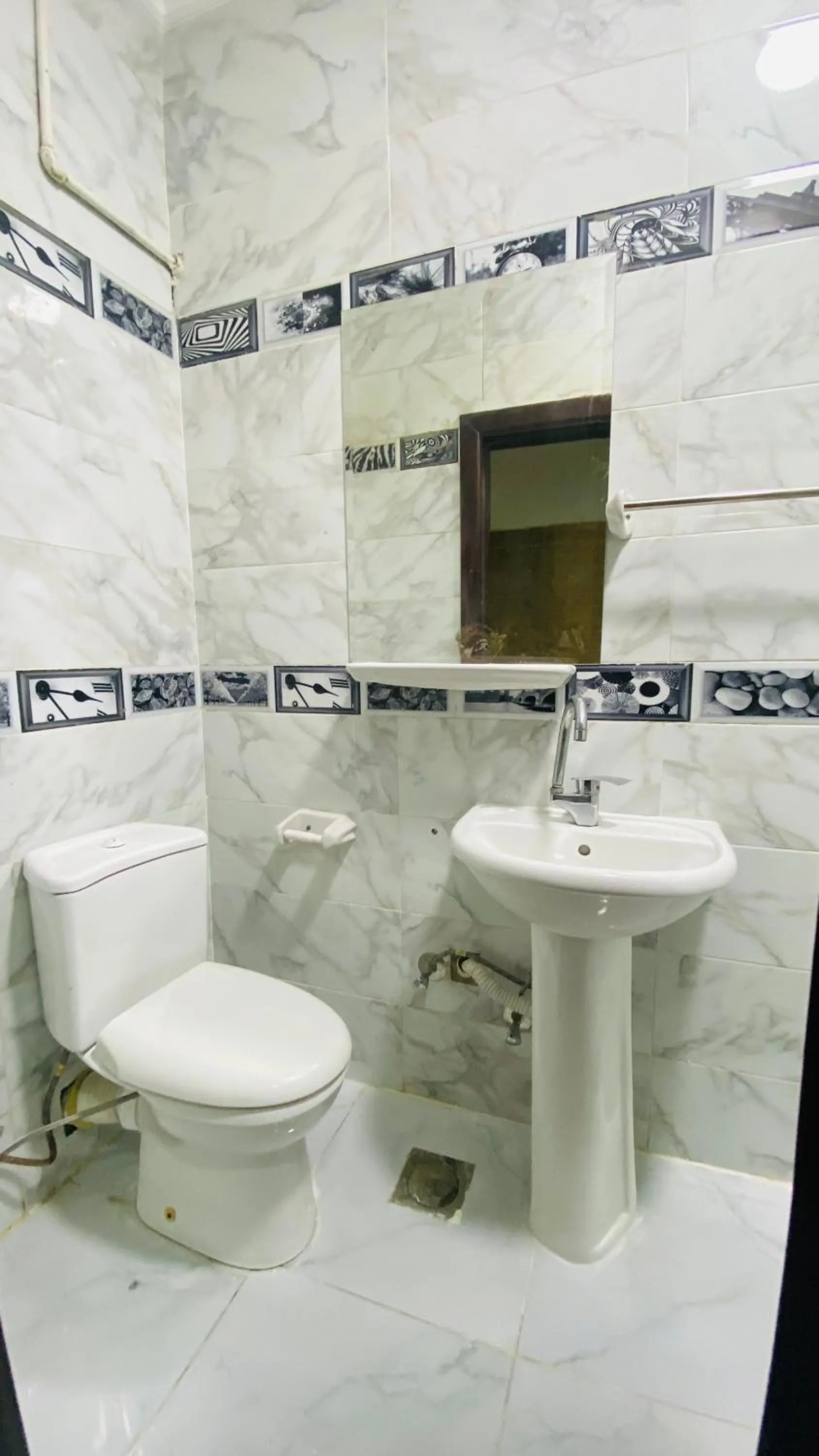 Shower in Triangle Pyramids Boutique