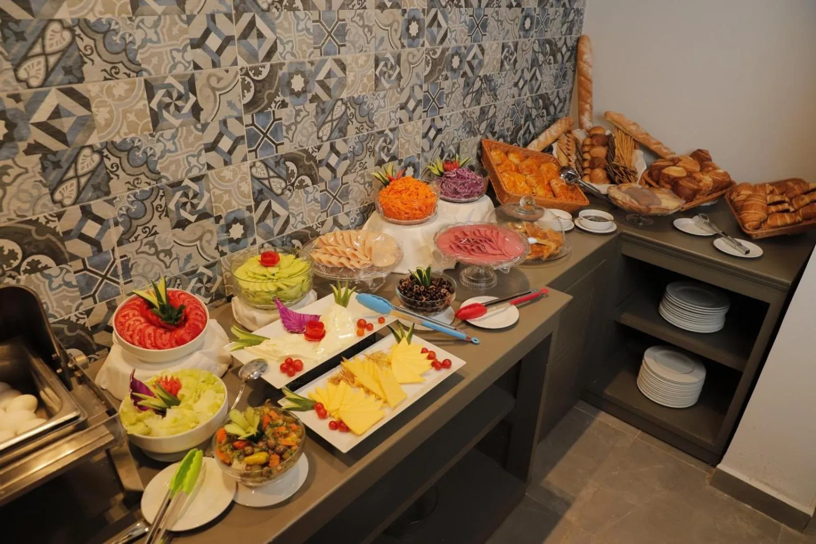 Food in Triangle Pyramids Boutique
