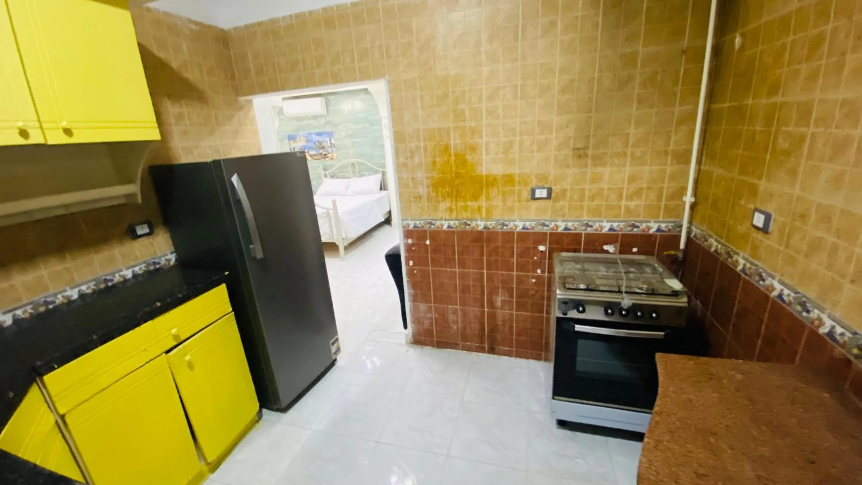 Kitchen or kitchenette in Triangle Pyramids Boutique