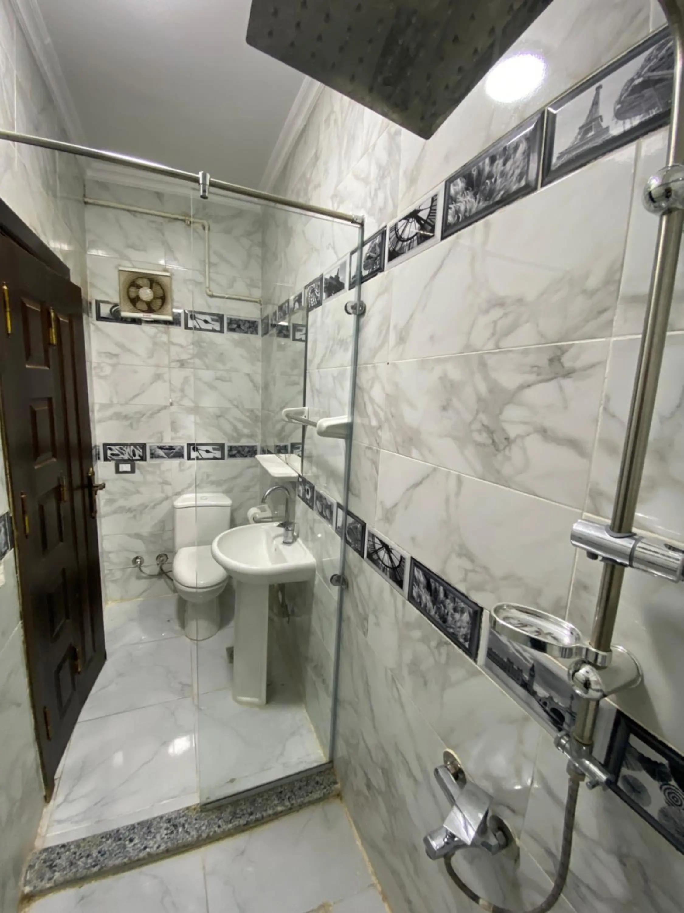 Shower in Triangle Pyramids Boutique