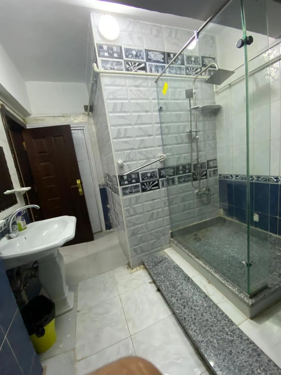 Bathroom in Triangle Pyramids Boutique