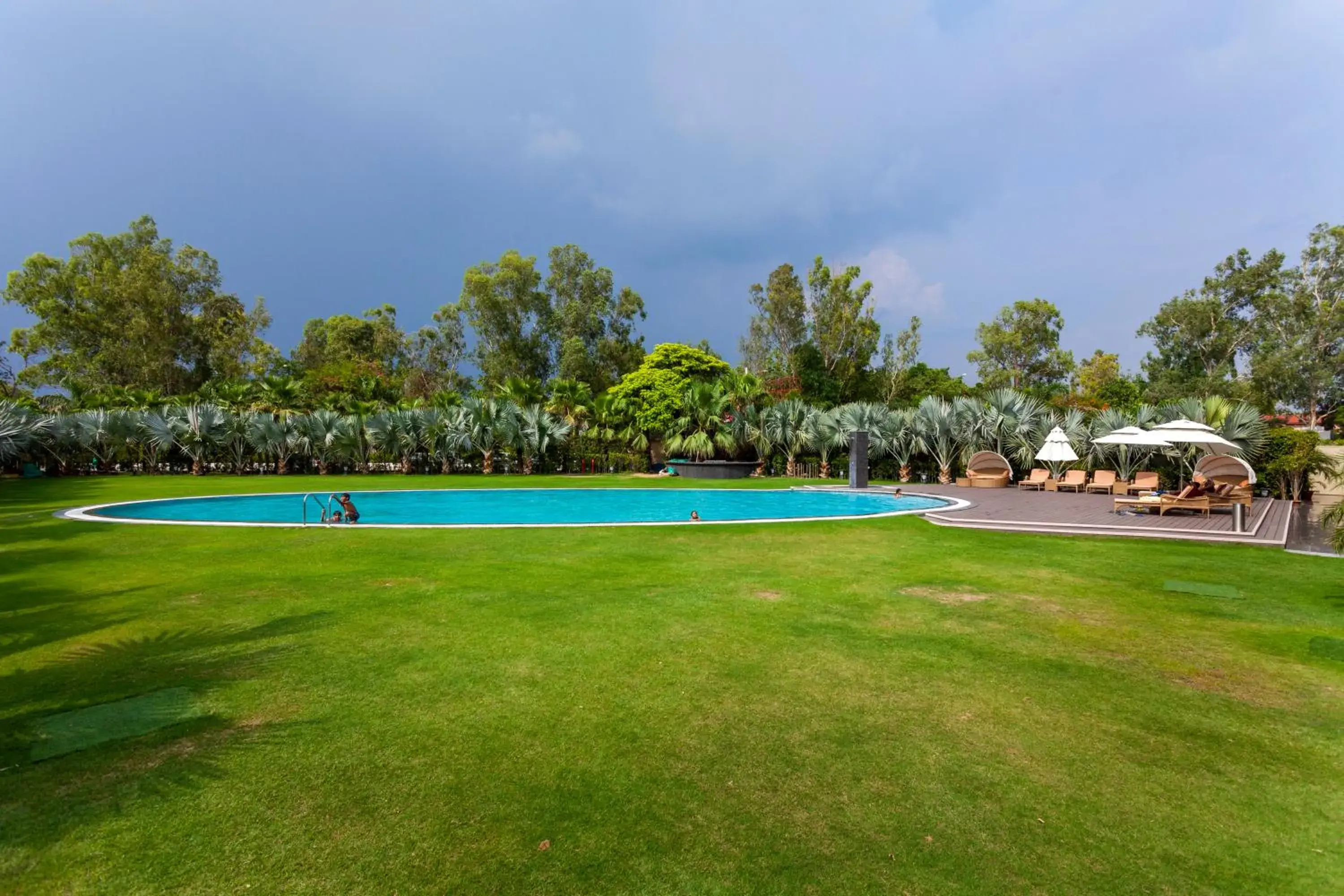Swimming pool in Atrio by Devam Swimming pool in Atrio by Devam