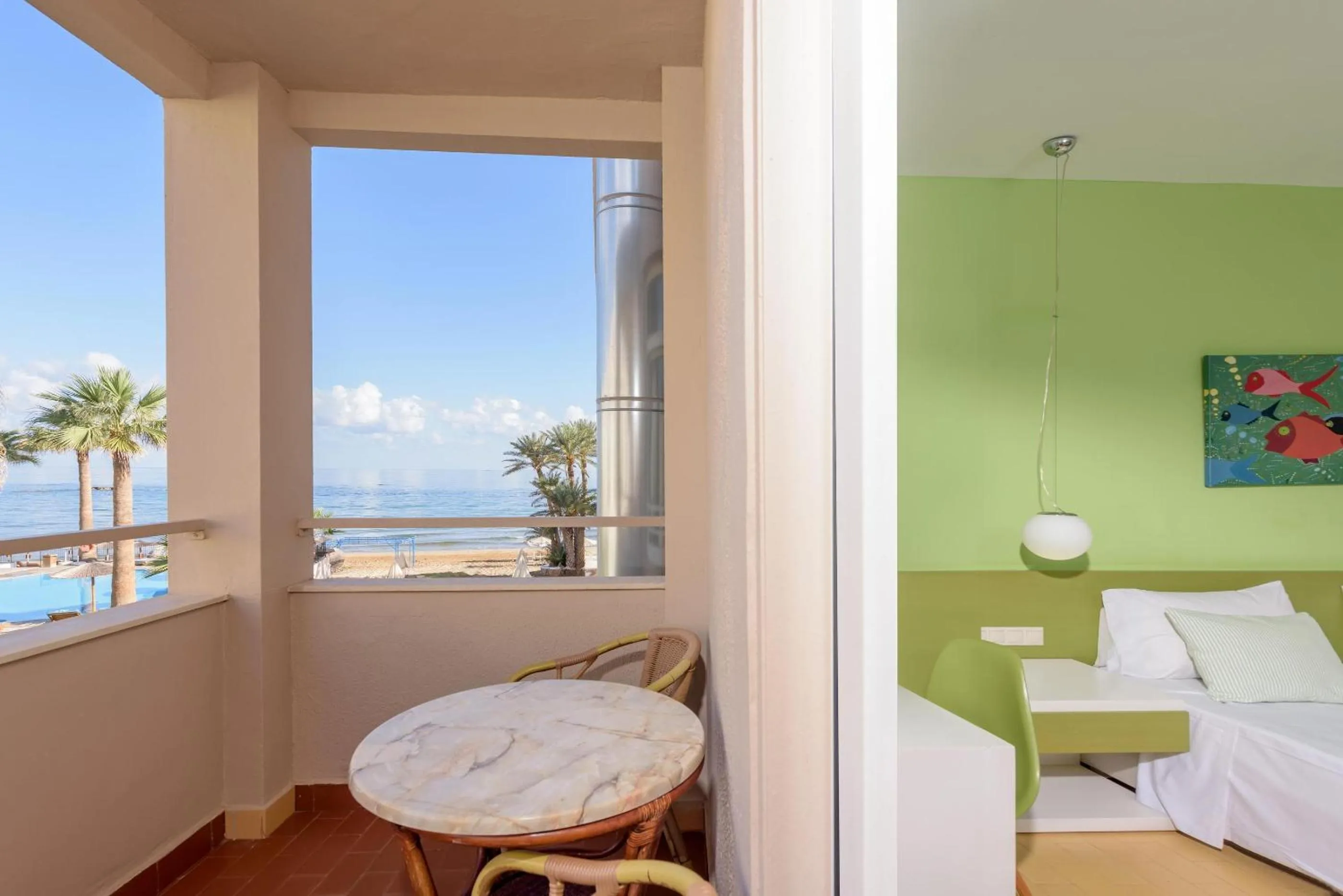 Photo of the whole room, Bed in Zeus Hotels Palm Beach