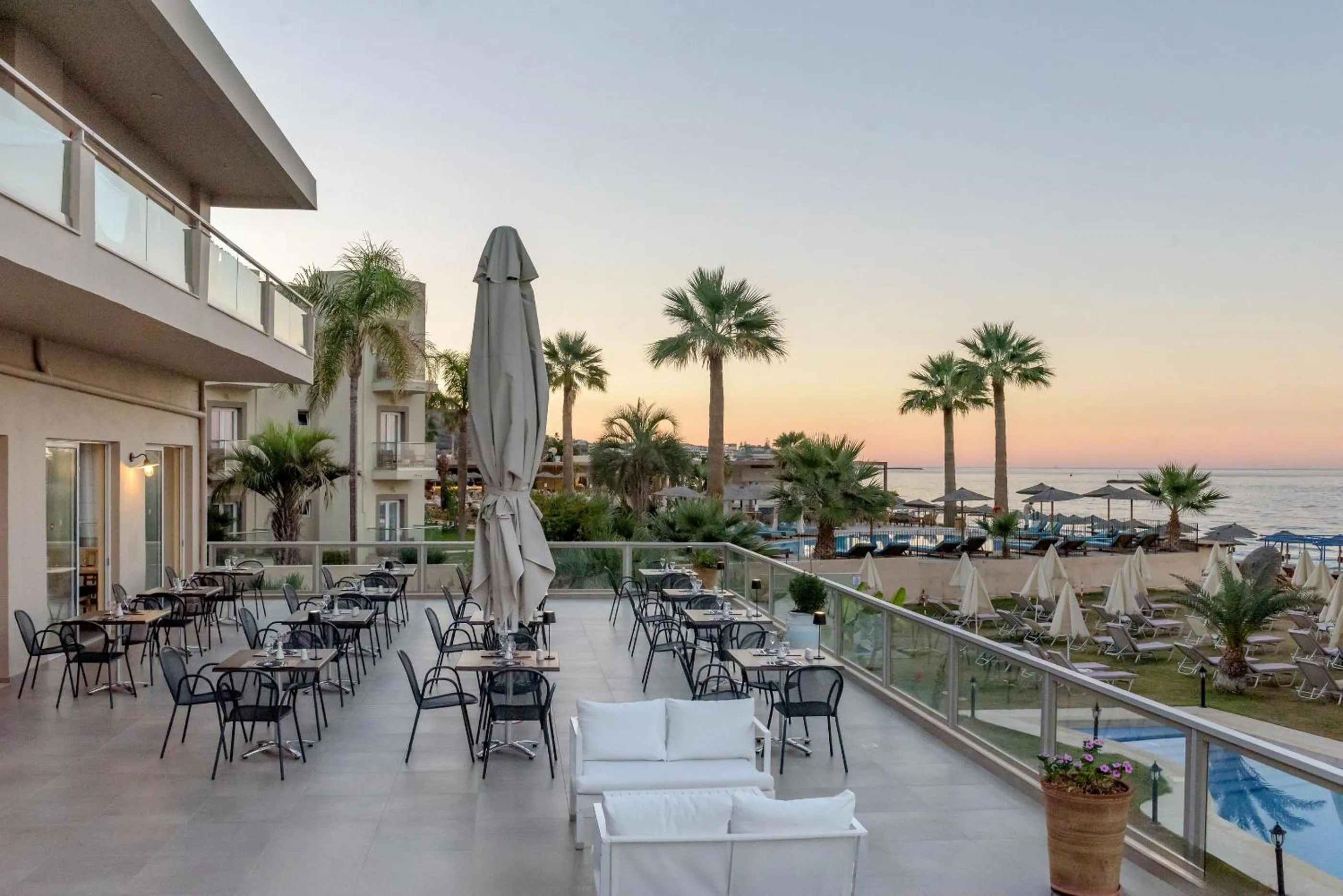 Balcony/Terrace in Zeus Hotels Palm Beach