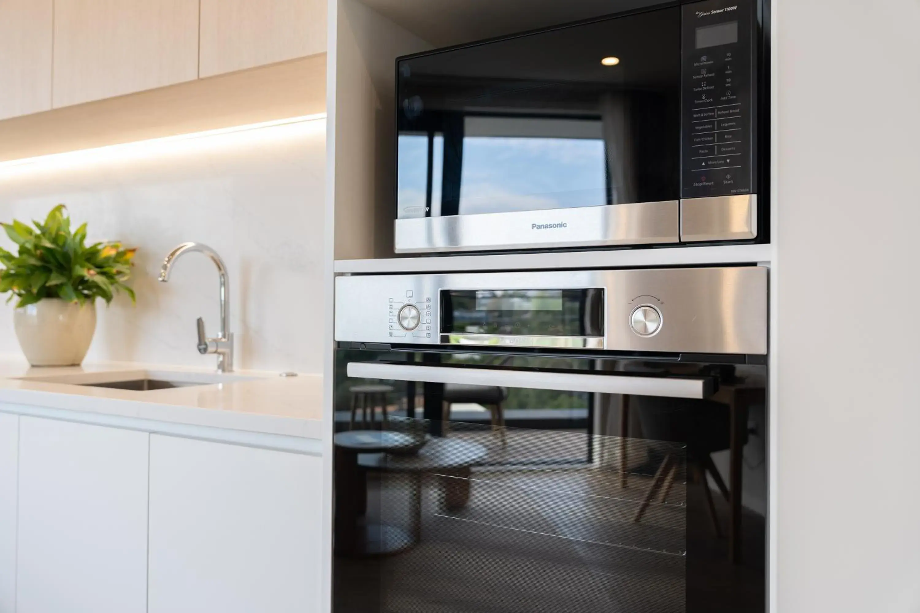 Suite with Mountain View in Palm Suites - Auckland Suite with Mountain View in Palm Suites - Auckland