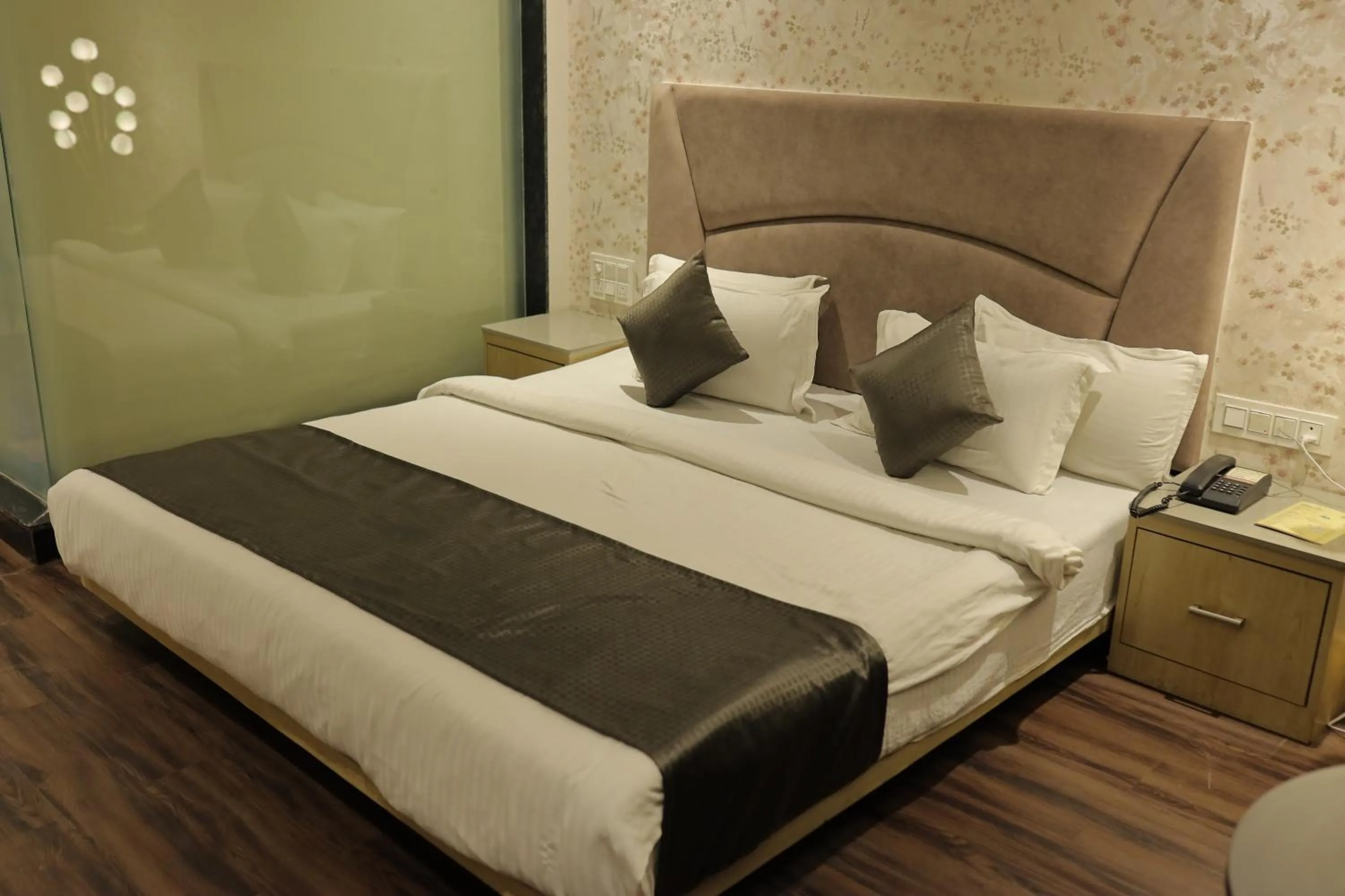 Bed in HOTEL KB's Grand