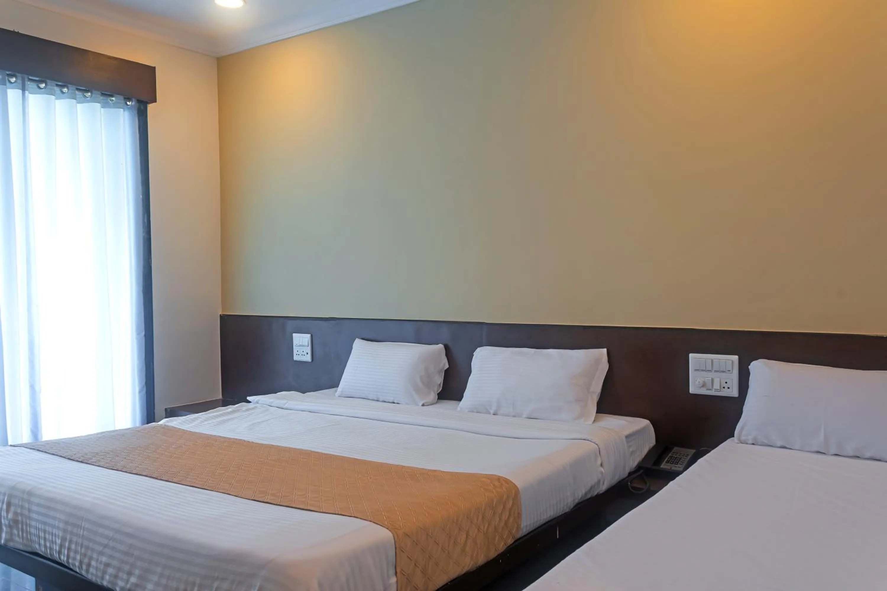 Bed in HOTEL KB's Grand