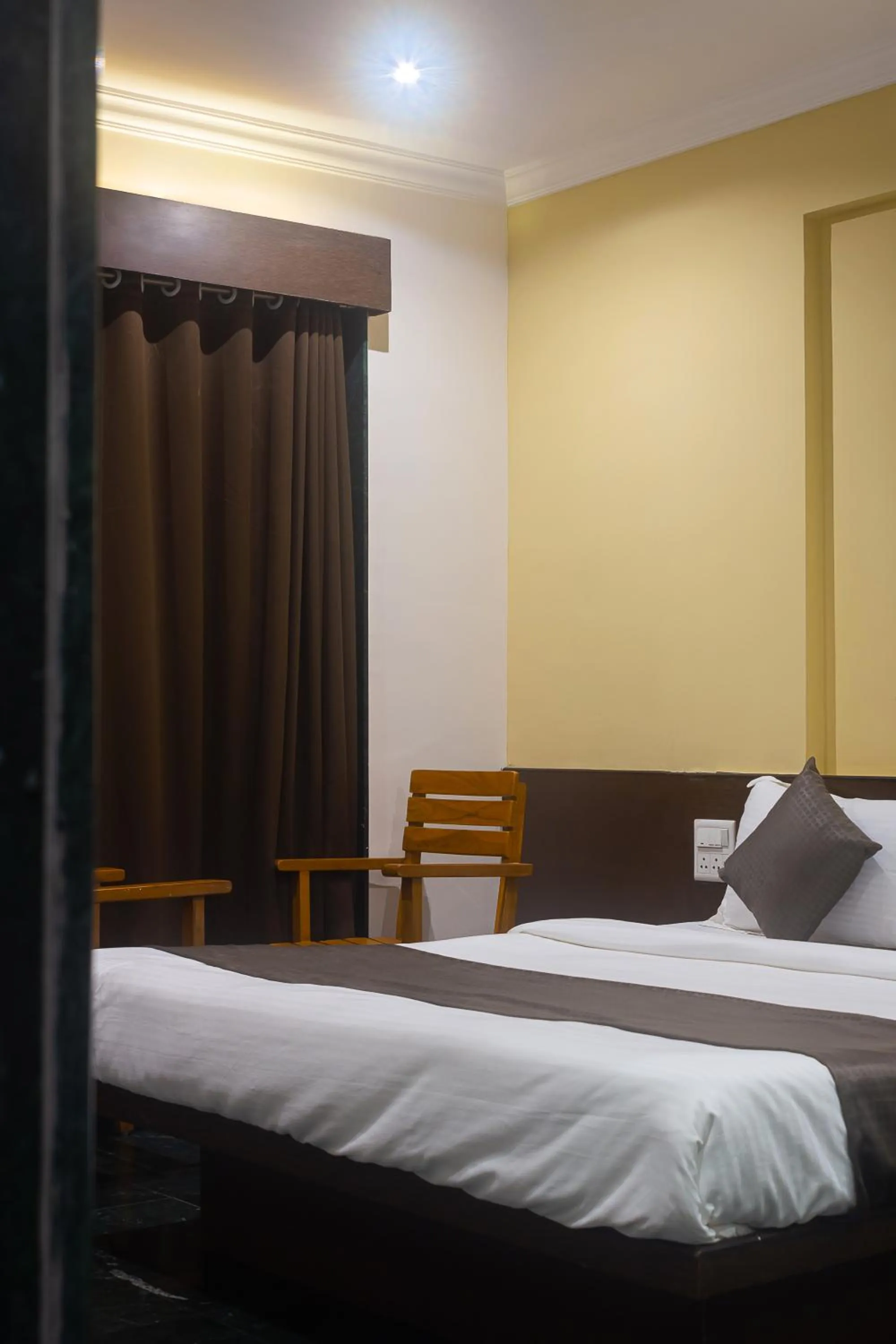 Bed in HOTEL KB's Grand