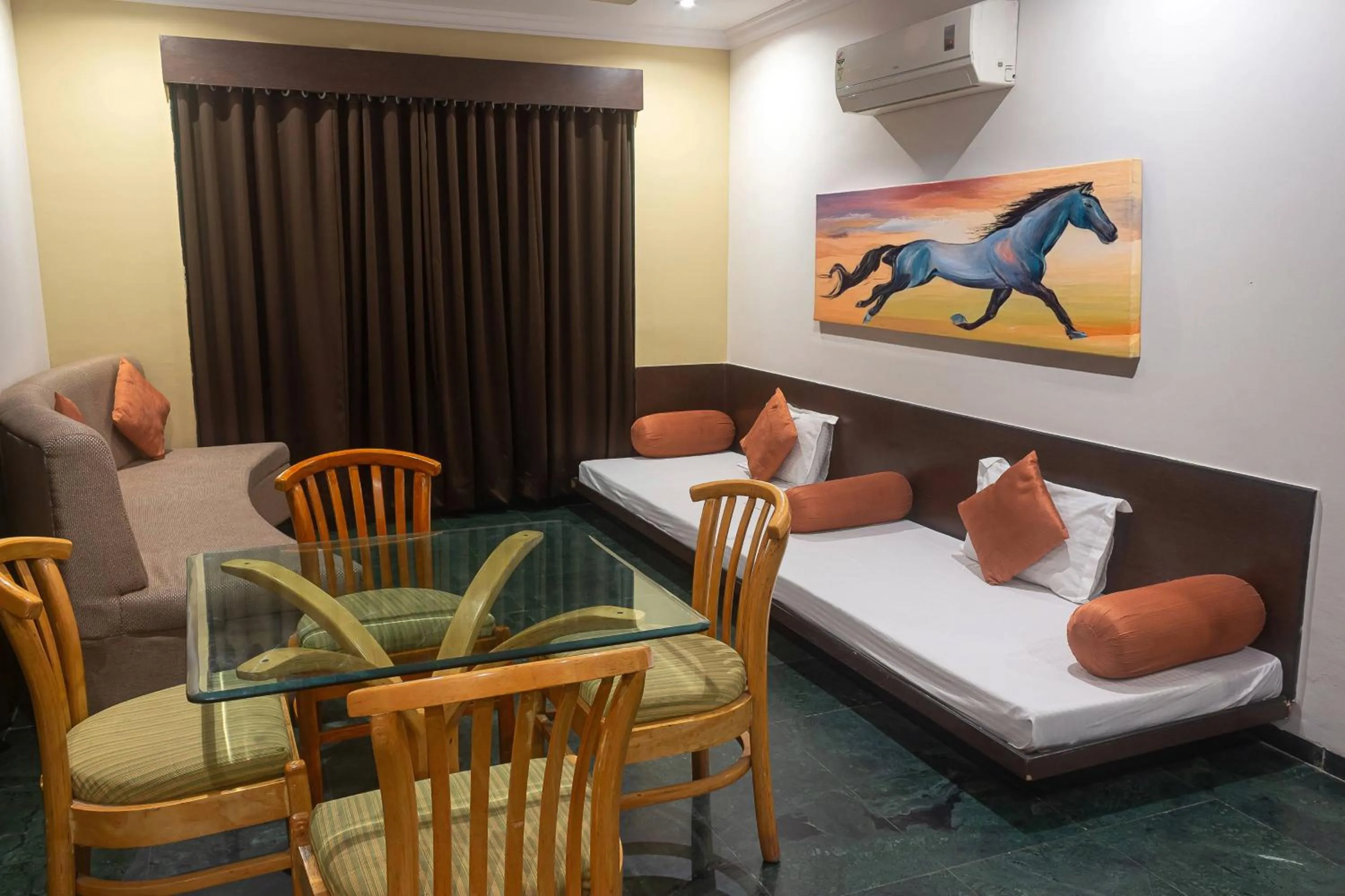 Living room, Bed in HOTEL KB's Grand