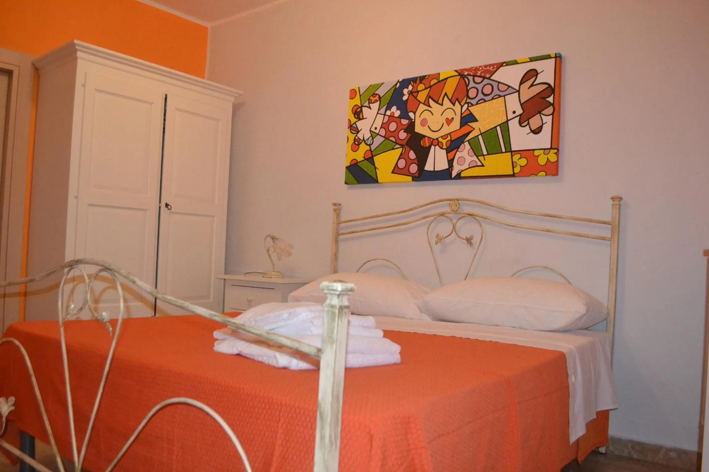 Bedroom, Bed in La Marinella